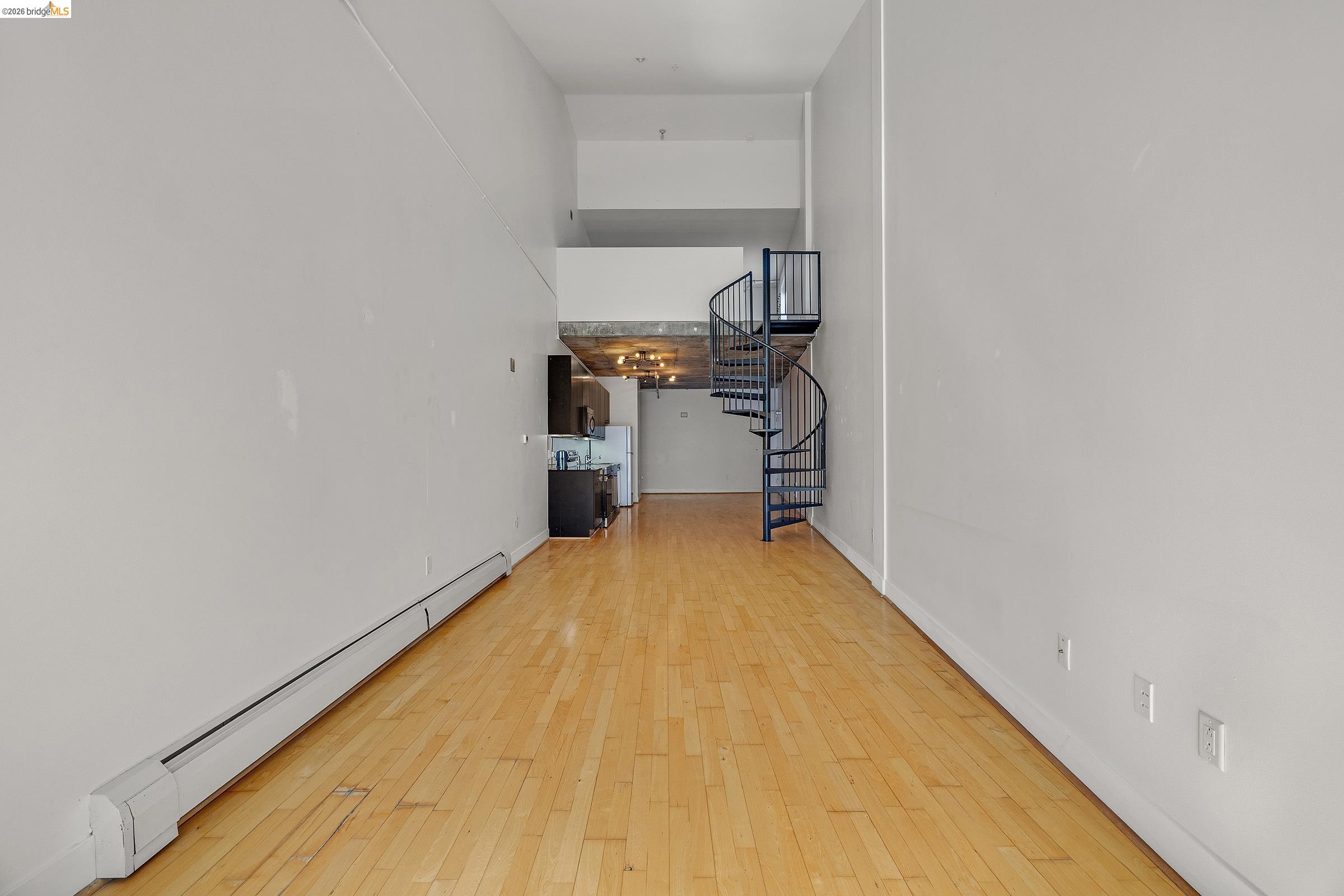 311 Oak St 842