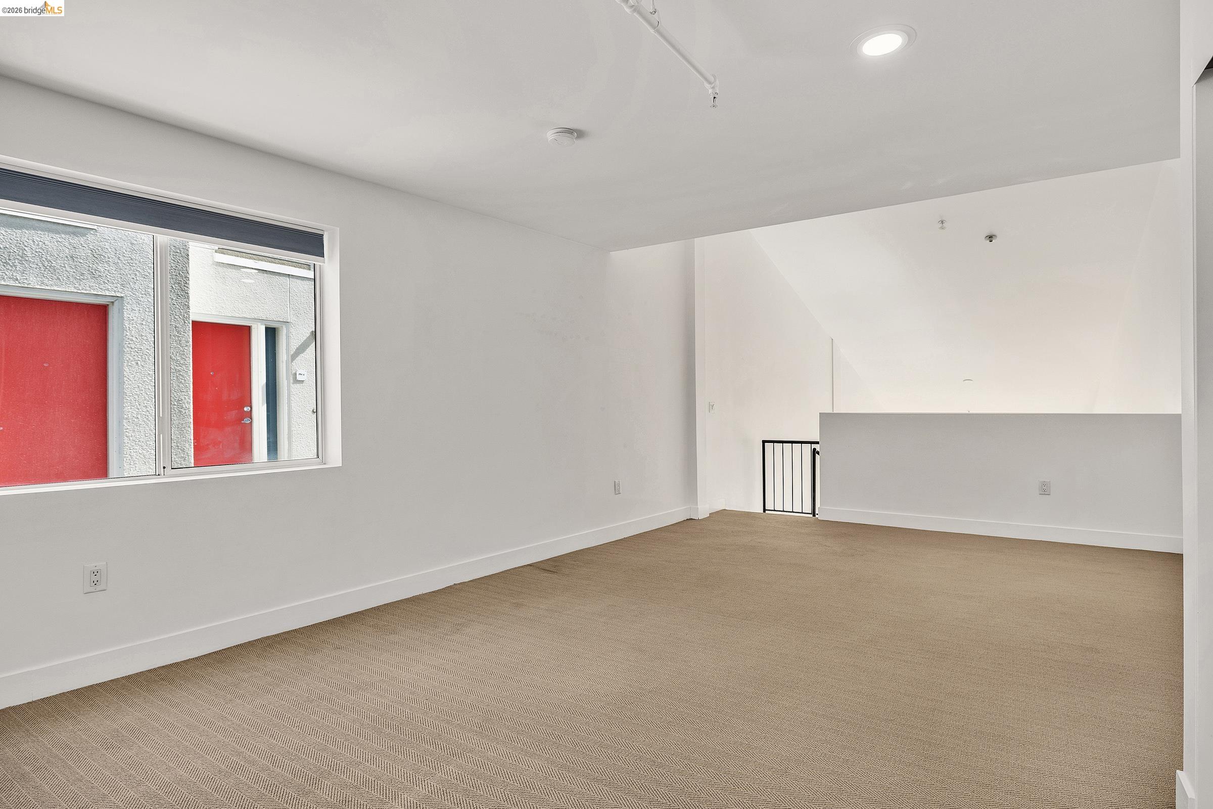 311 Oak St 842