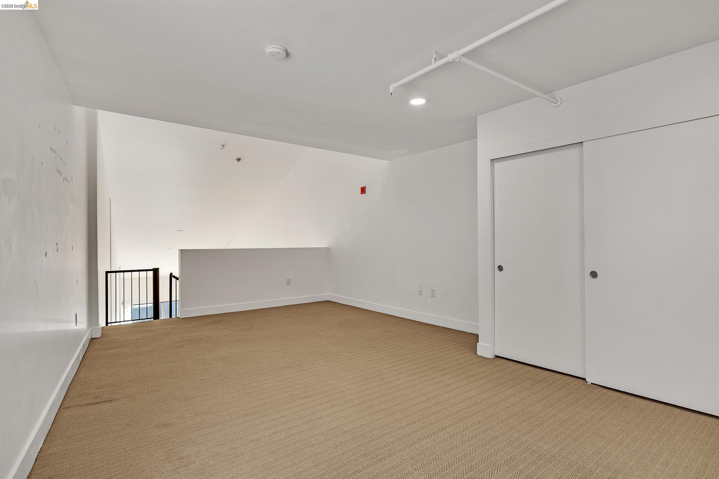 311 Oak St 842