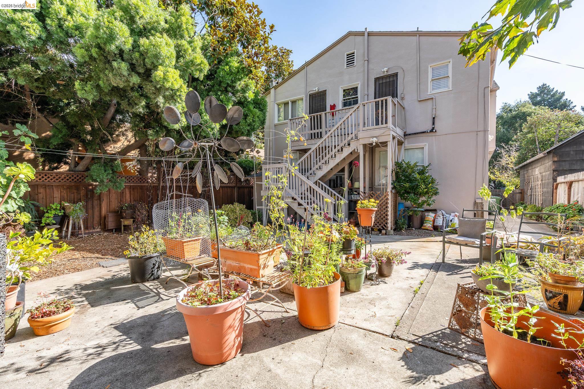 3048 Halcyon Ct, Berkeley CA 94705 — photo 19