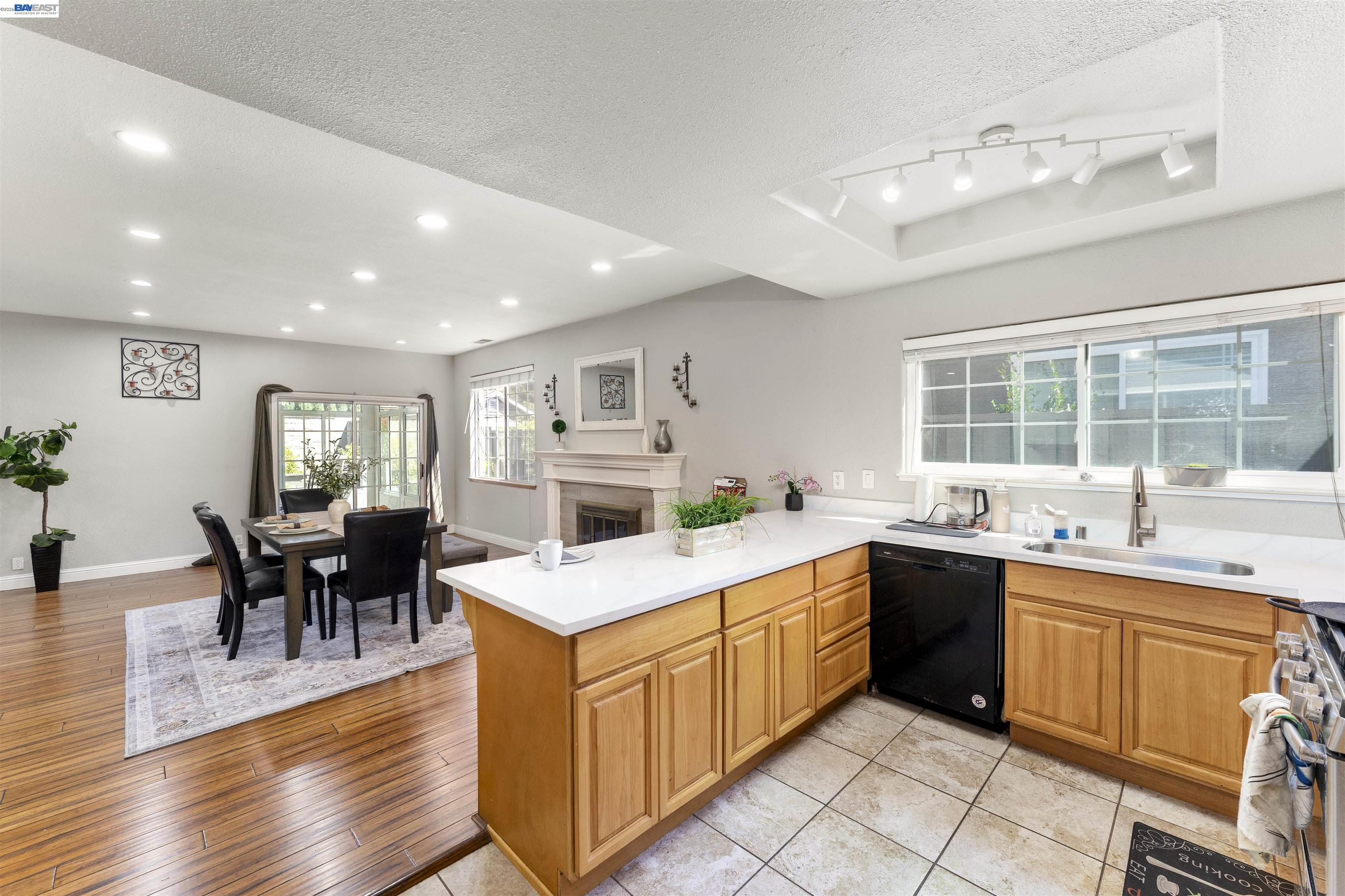 4852 Regents Park Ln, Fremont CA 94538 — photo 25