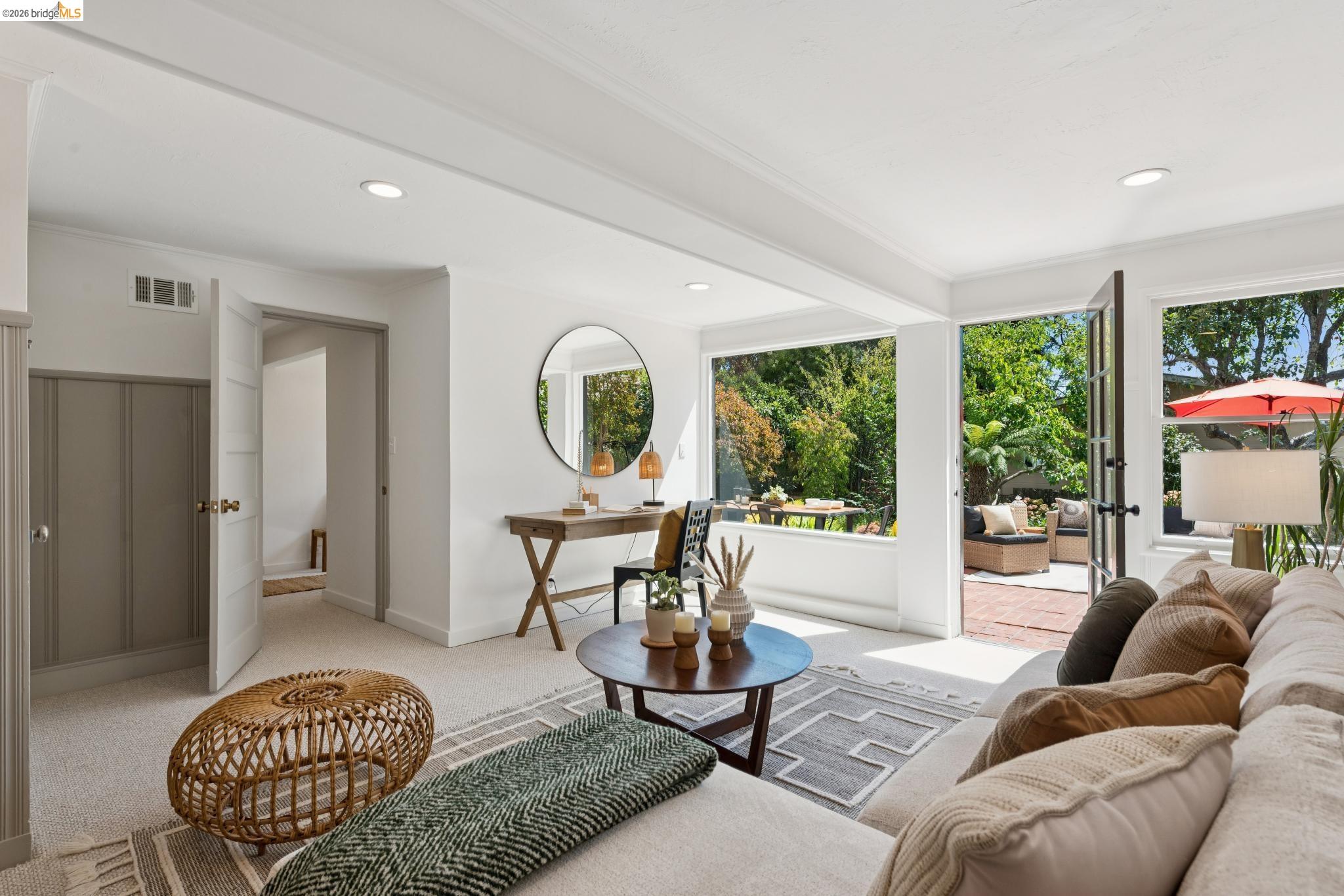 5610 Snake Rd, Oakland CA 94611 — photo 36