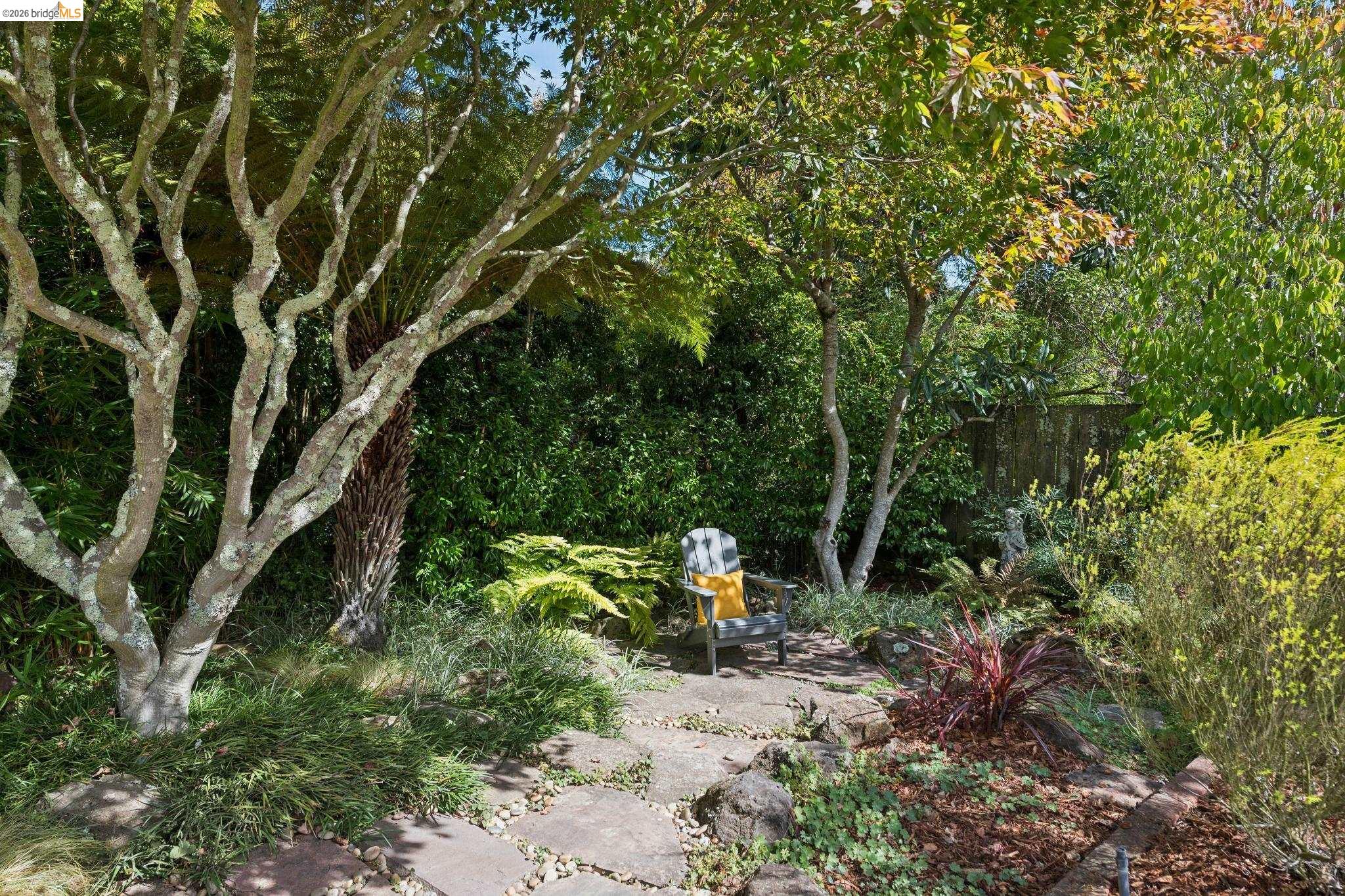 5610 Snake Rd, Oakland CA 94611 — photo 51