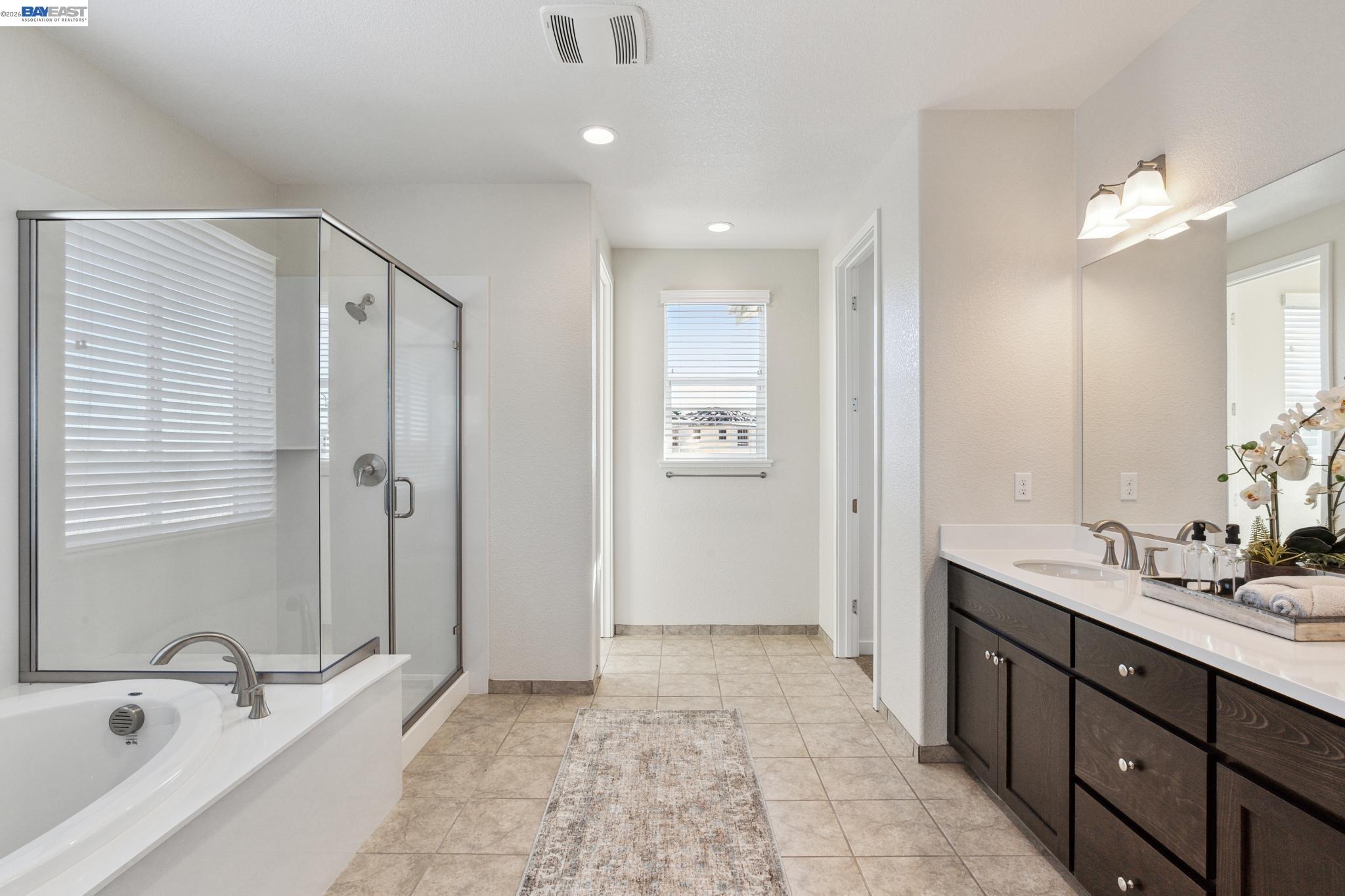 2412 Golden Way, Fairfield CA 94533 — photo 17