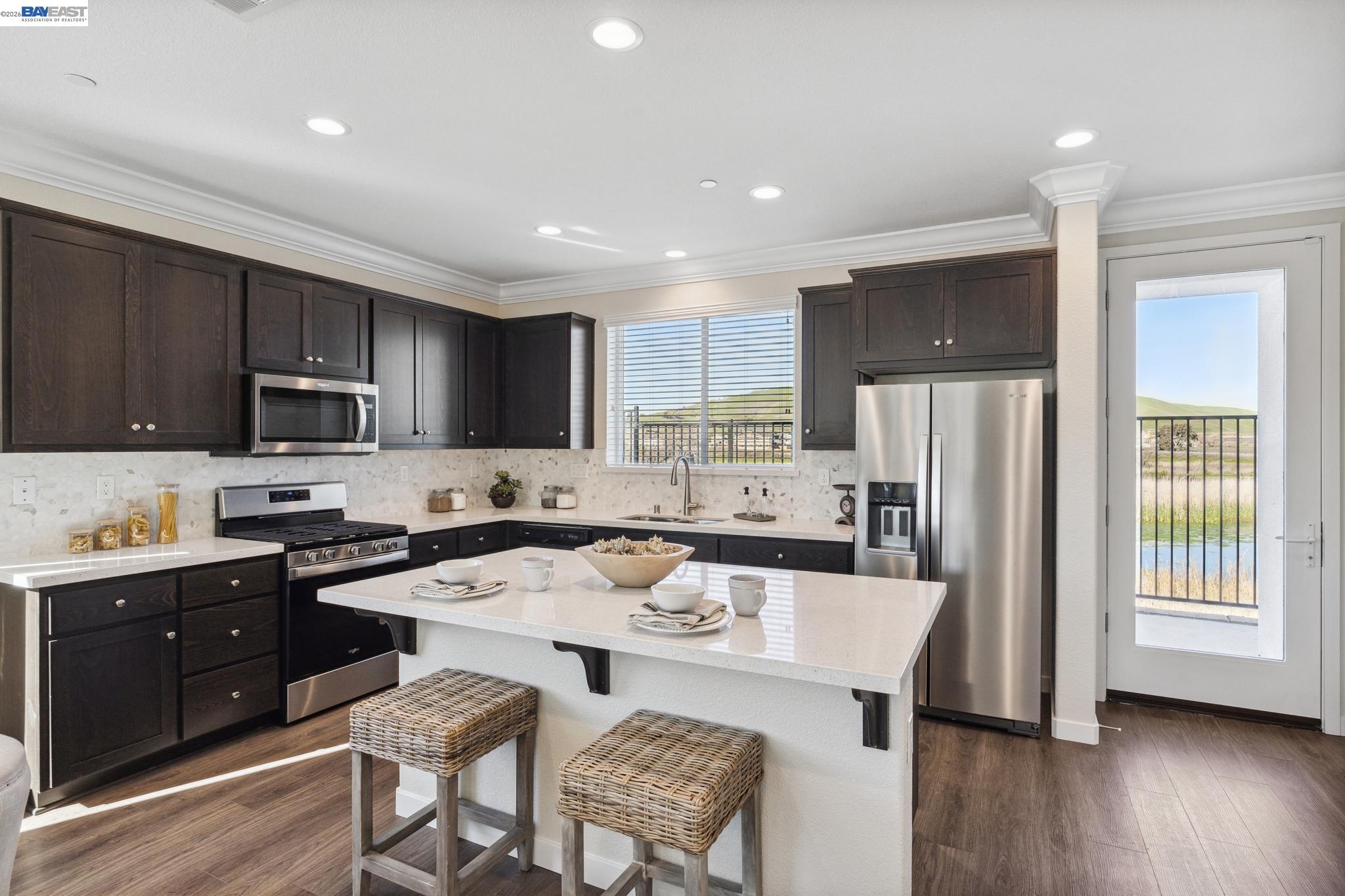 2412 Golden Way, Fairfield CA 94533 — photo 9
