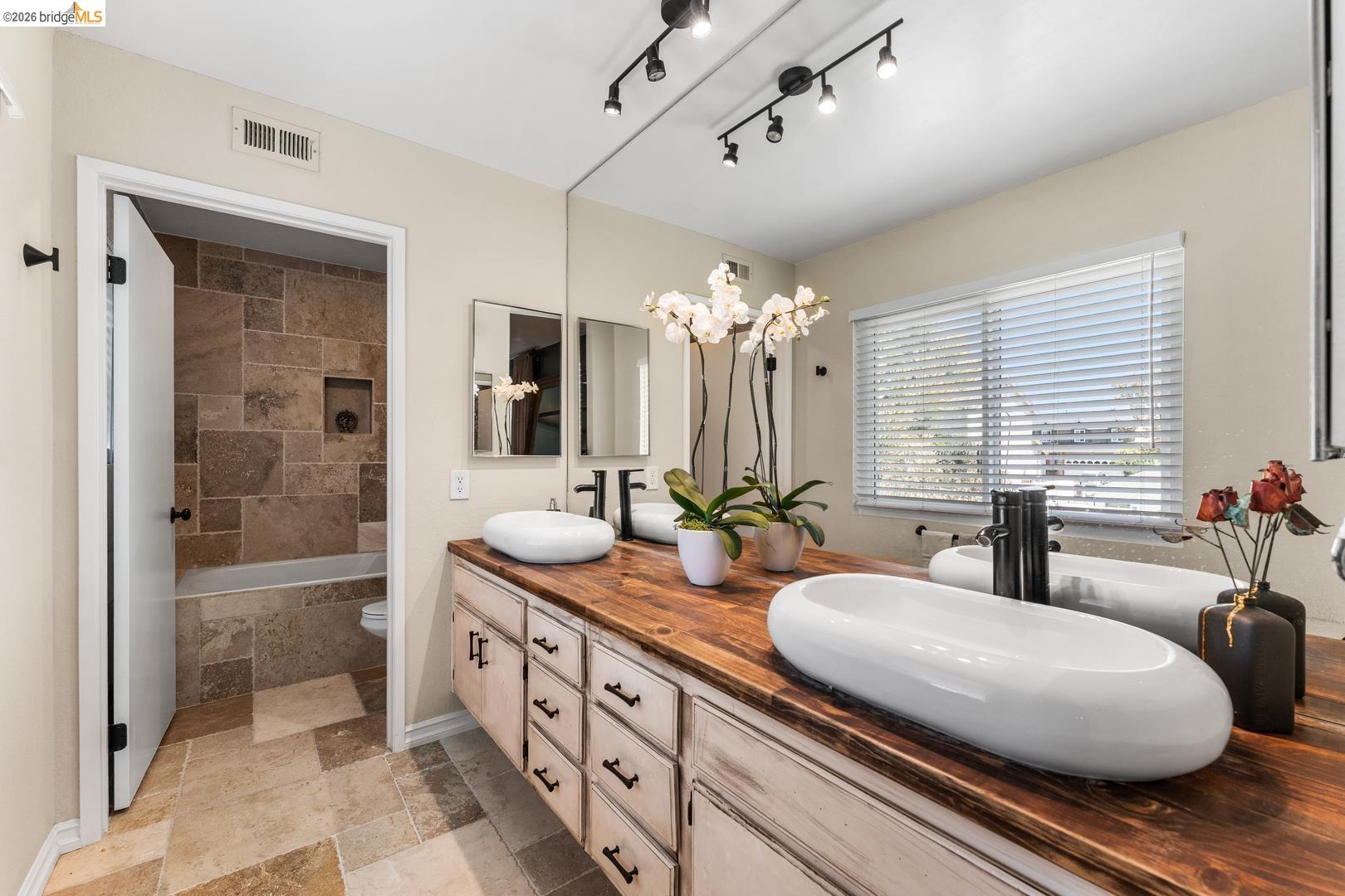 11707 Garrick Ave, Los Angeles, CA 91342 photo 29
