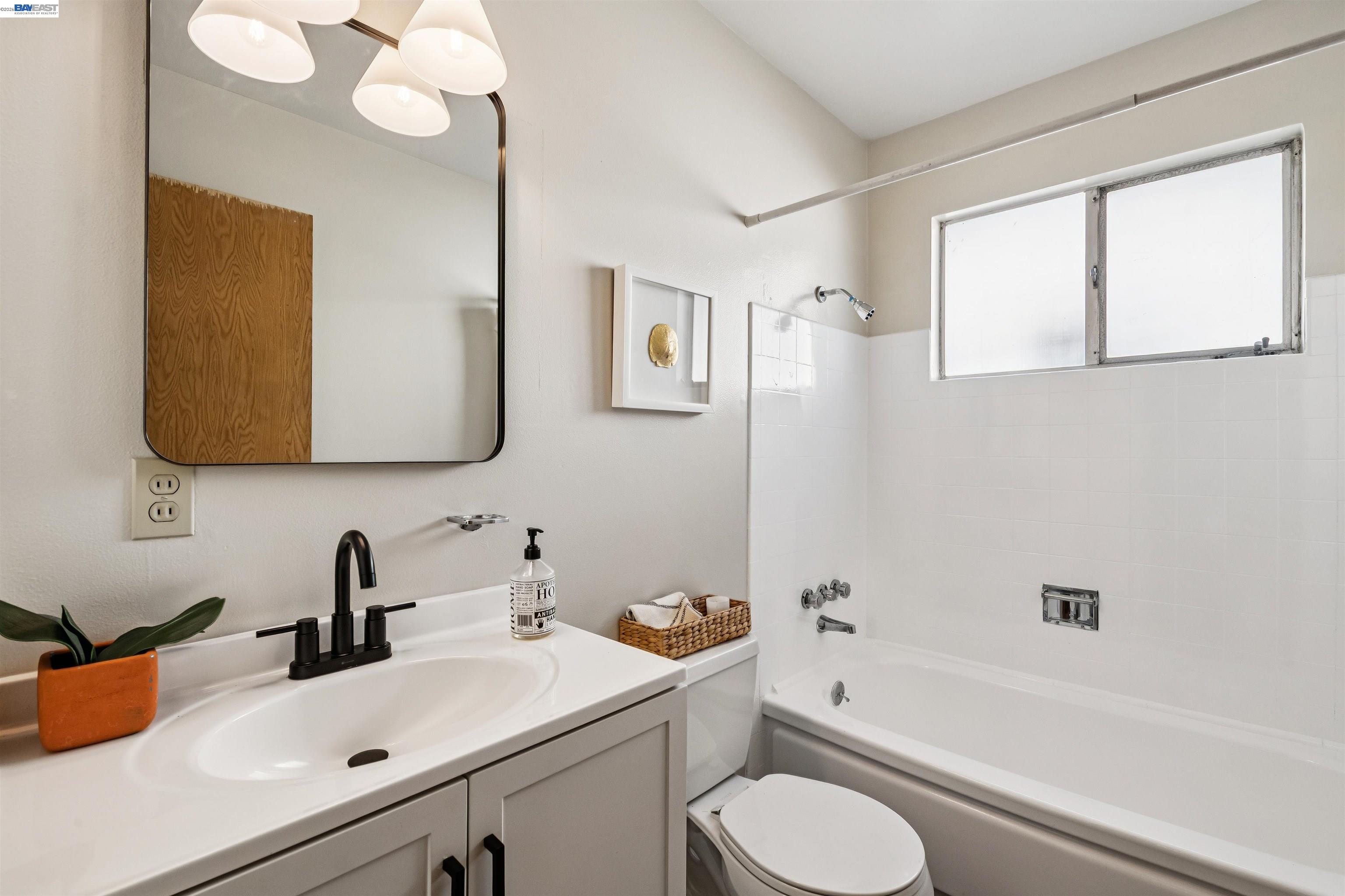 81 Colgett Dr, Oakland CA 94619 — photo 20