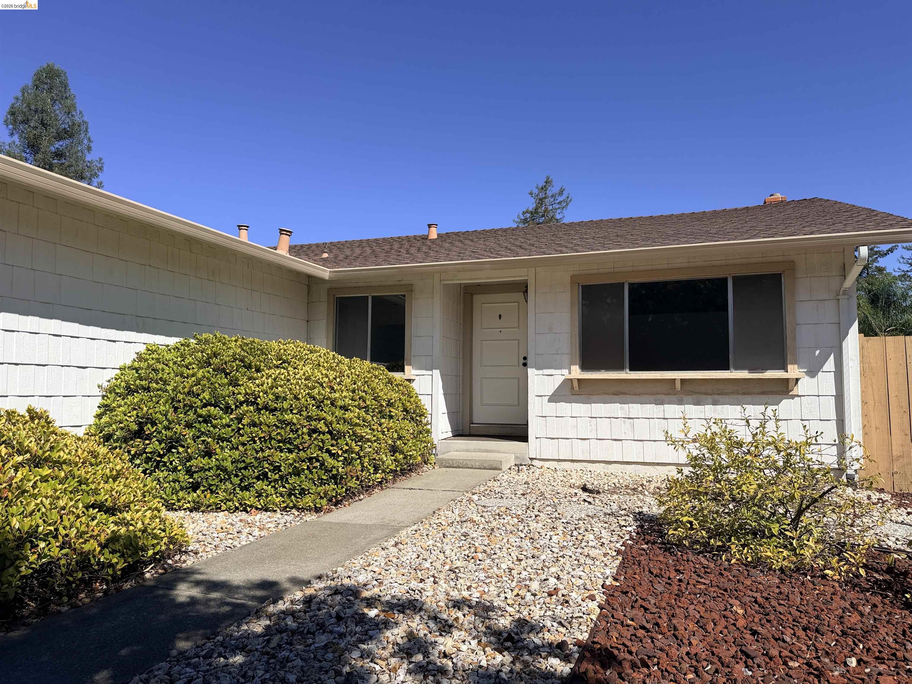 119 Clear Creek Ct, Martinez CA 94553 — photo 11