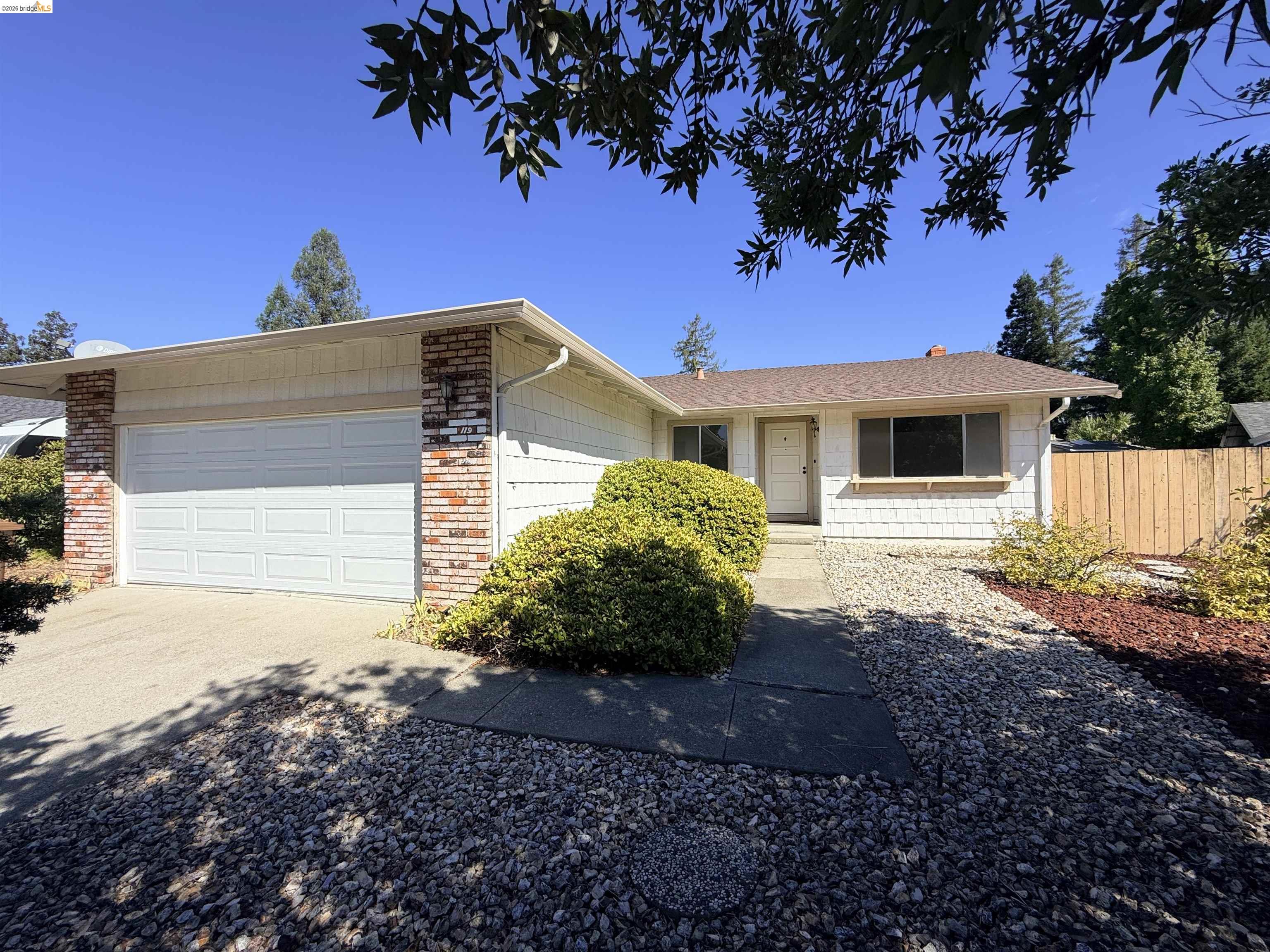 119 Clear Creek Ct, Martinez CA 94553 — photo 8