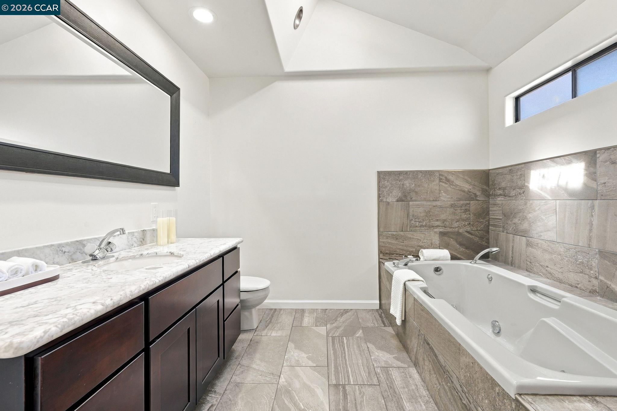 15326 Farnsworth St, San Leandro CA 94579 — photo 32