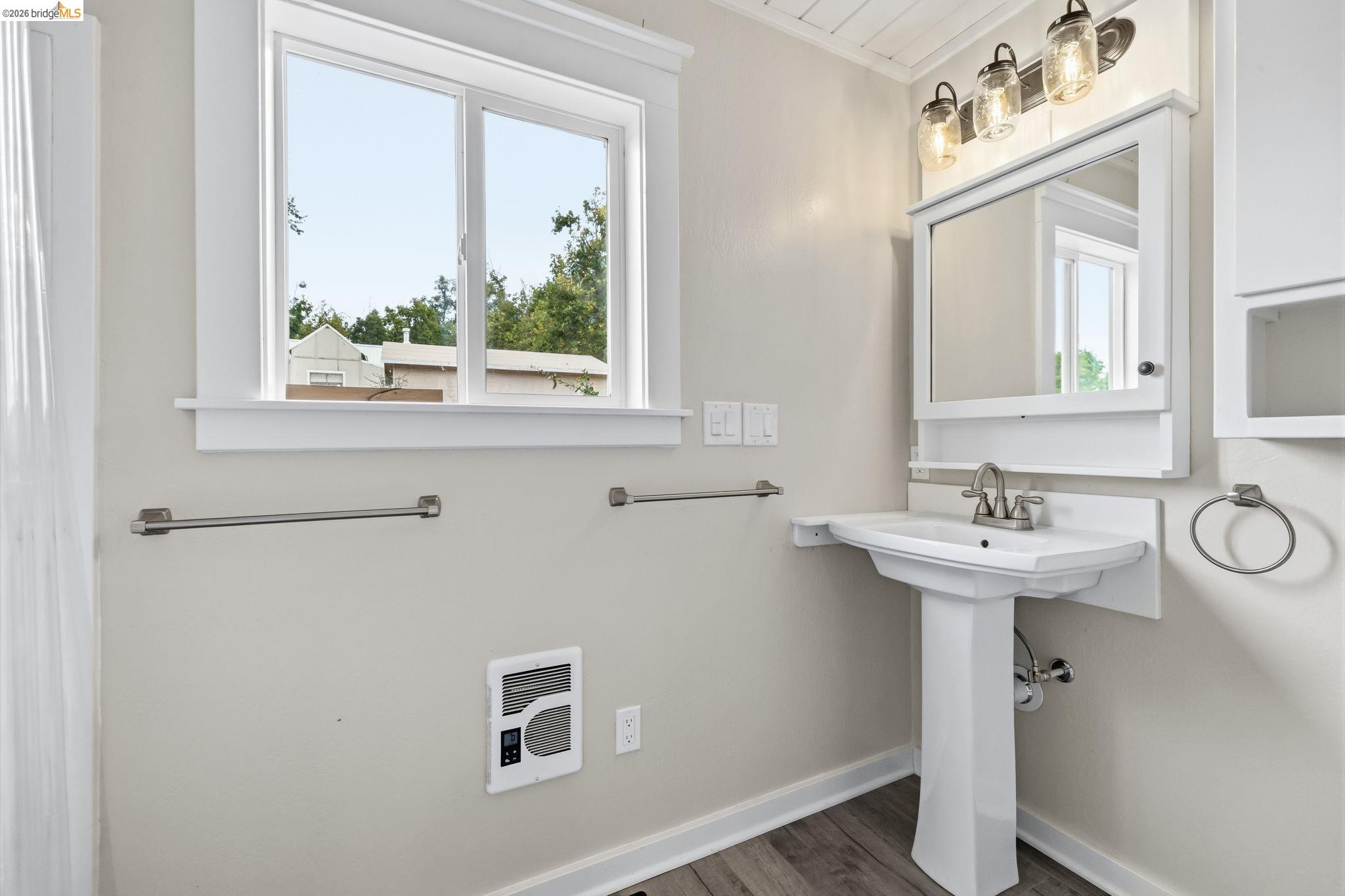 18527 Crocker Ave, Tuolumne CA 95379 — photo 23