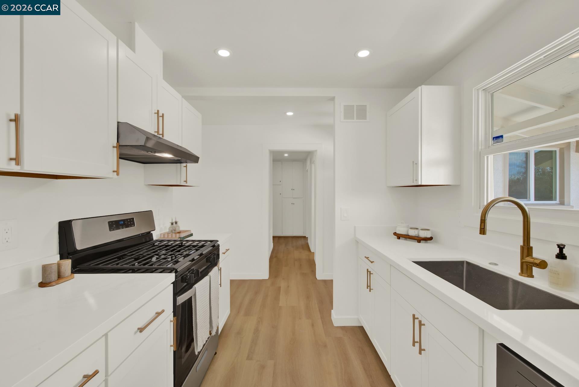 724 Taper Ave, Vallejo CA 94589 — photo 10