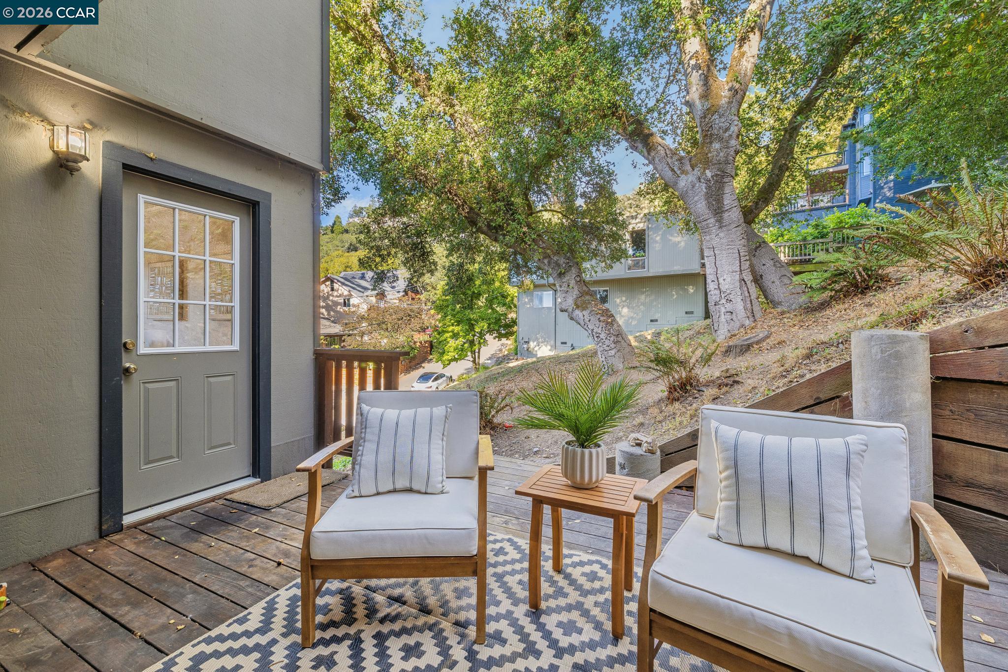 6480 Oakwood Dr, Oakland CA 94611 — photo 29