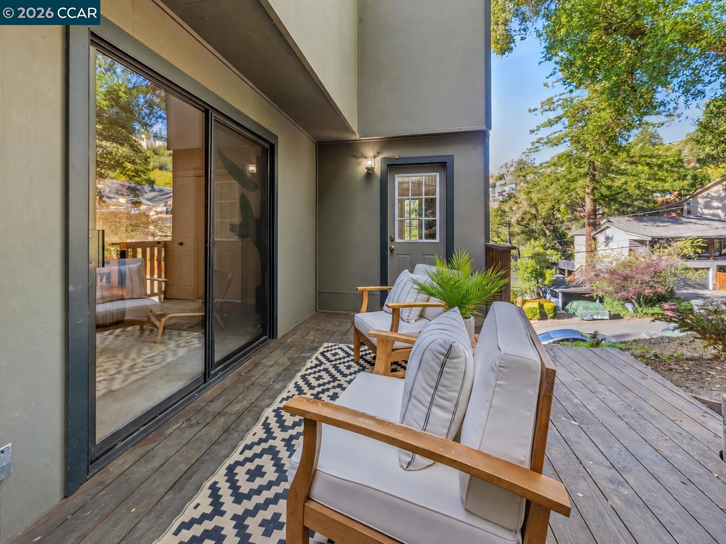 6480 Oakwood Dr, Oakland CA 94611 — photo 30