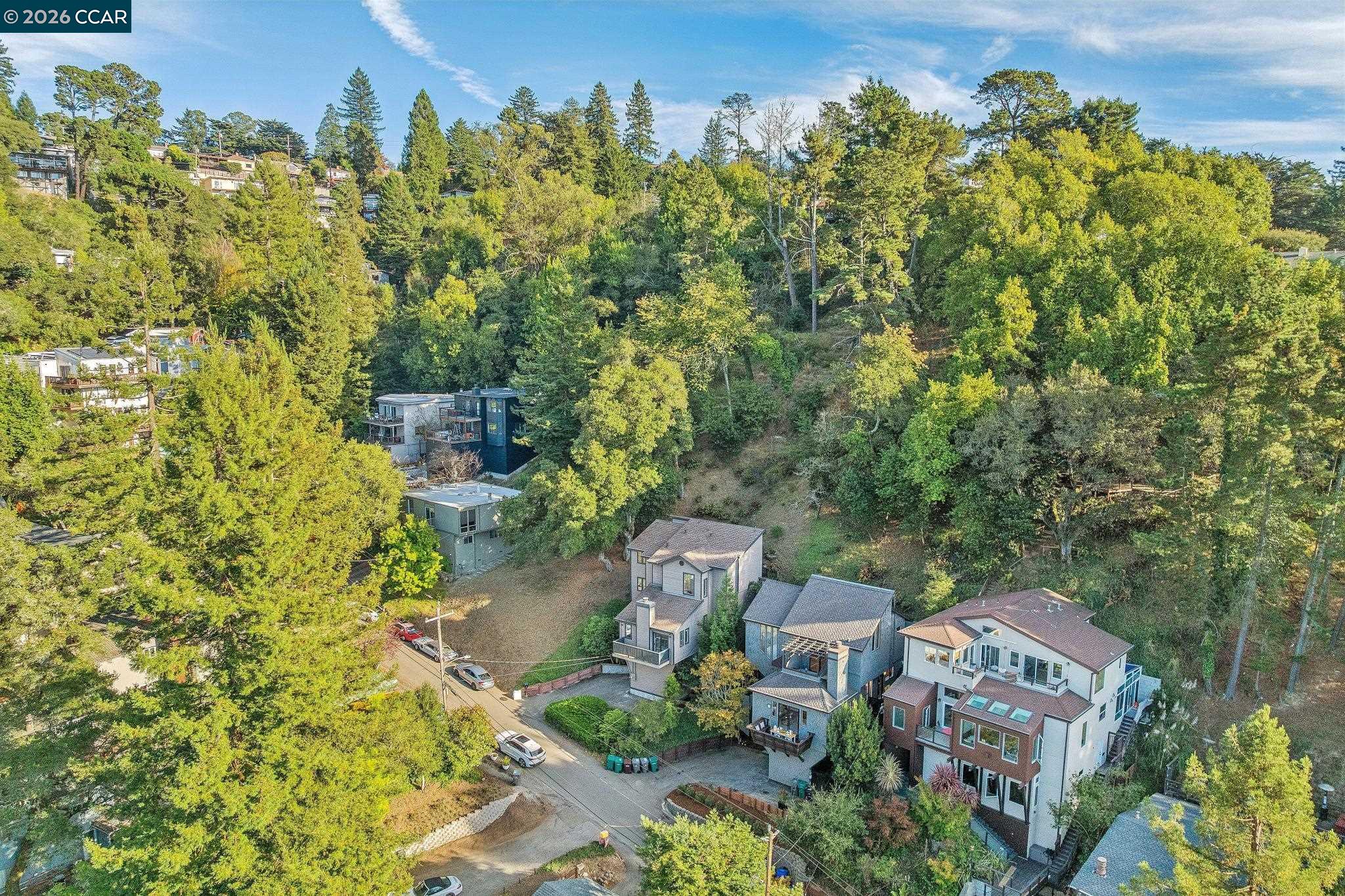 6480 Oakwood Dr, Oakland CA 94611 — photo 39