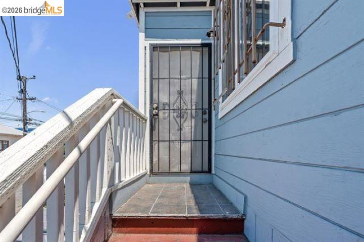 1626 46th Ave, Oakland, CA 94601 photo 4