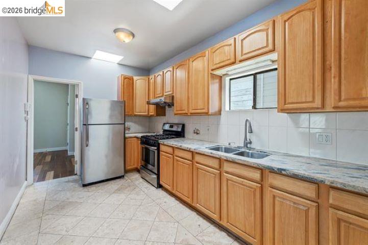 1626 46th Ave, Oakland, CA 94601 photo 5