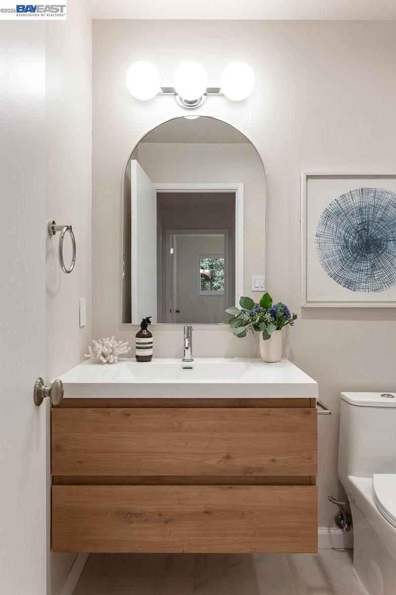 6625 Thornhill Dr, Oakland CA 94611 — photo 22
