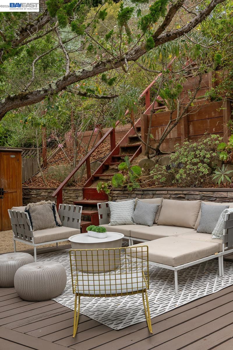 6625 Thornhill Dr, Oakland CA 94611 — photo 36