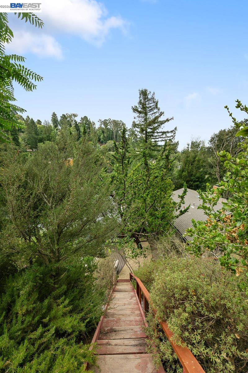 6625 Thornhill Dr, Oakland CA 94611 — photo 37
