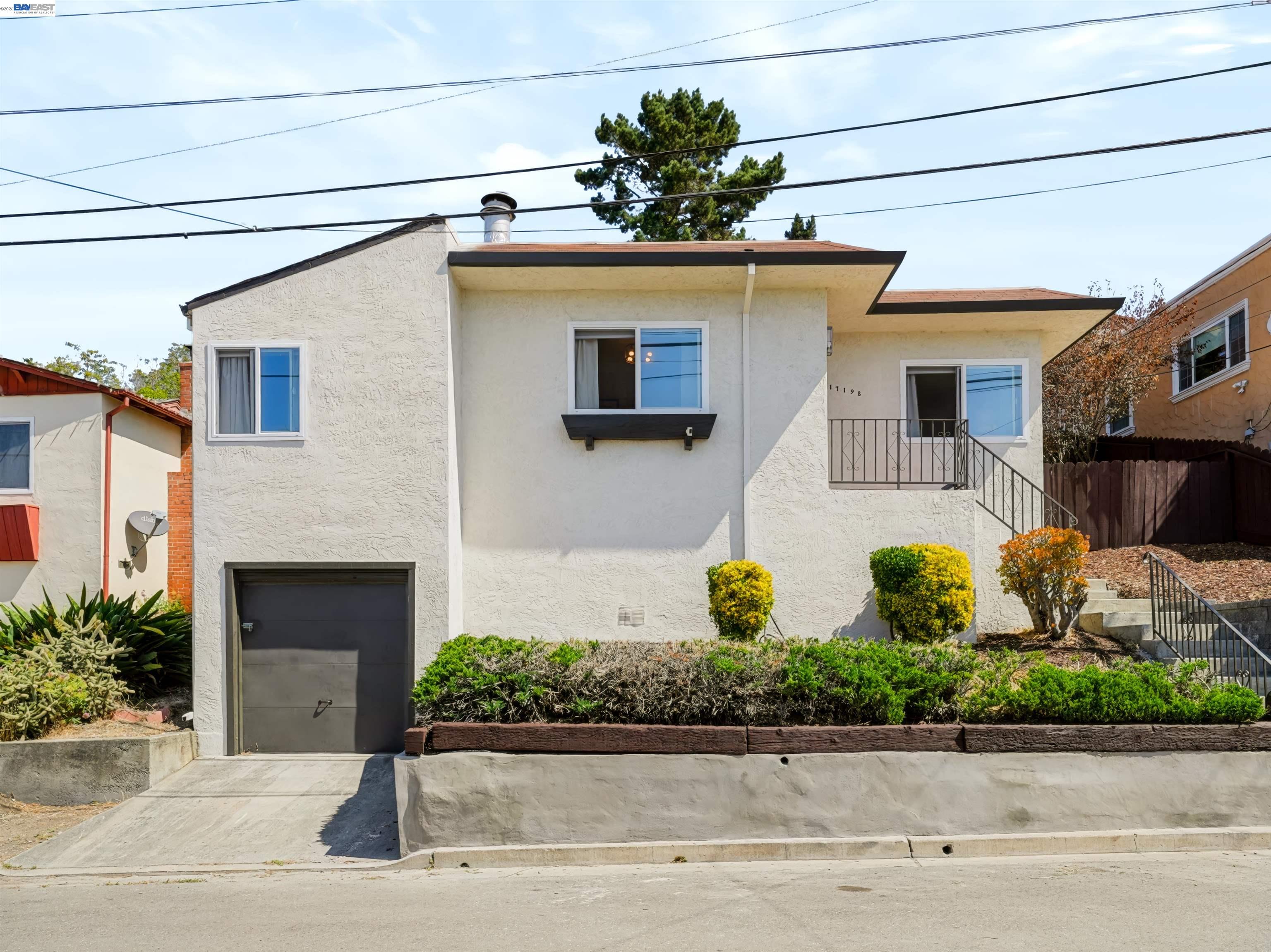 17198 Roberto St, Castro Valley CA 94546