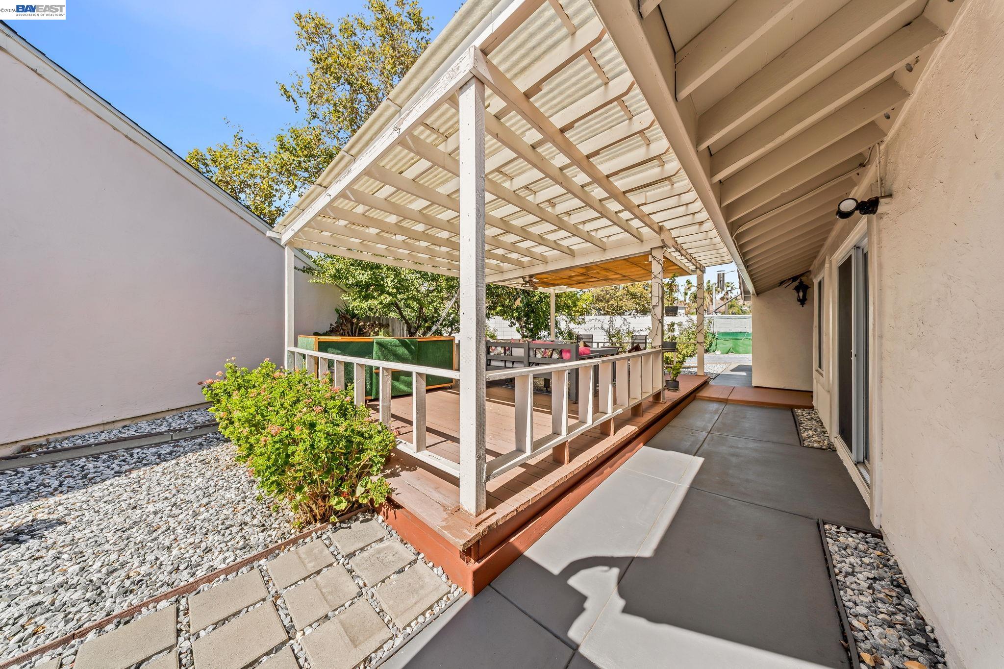 2106 Grackle Ct, Union City CA 94587 — photo 22