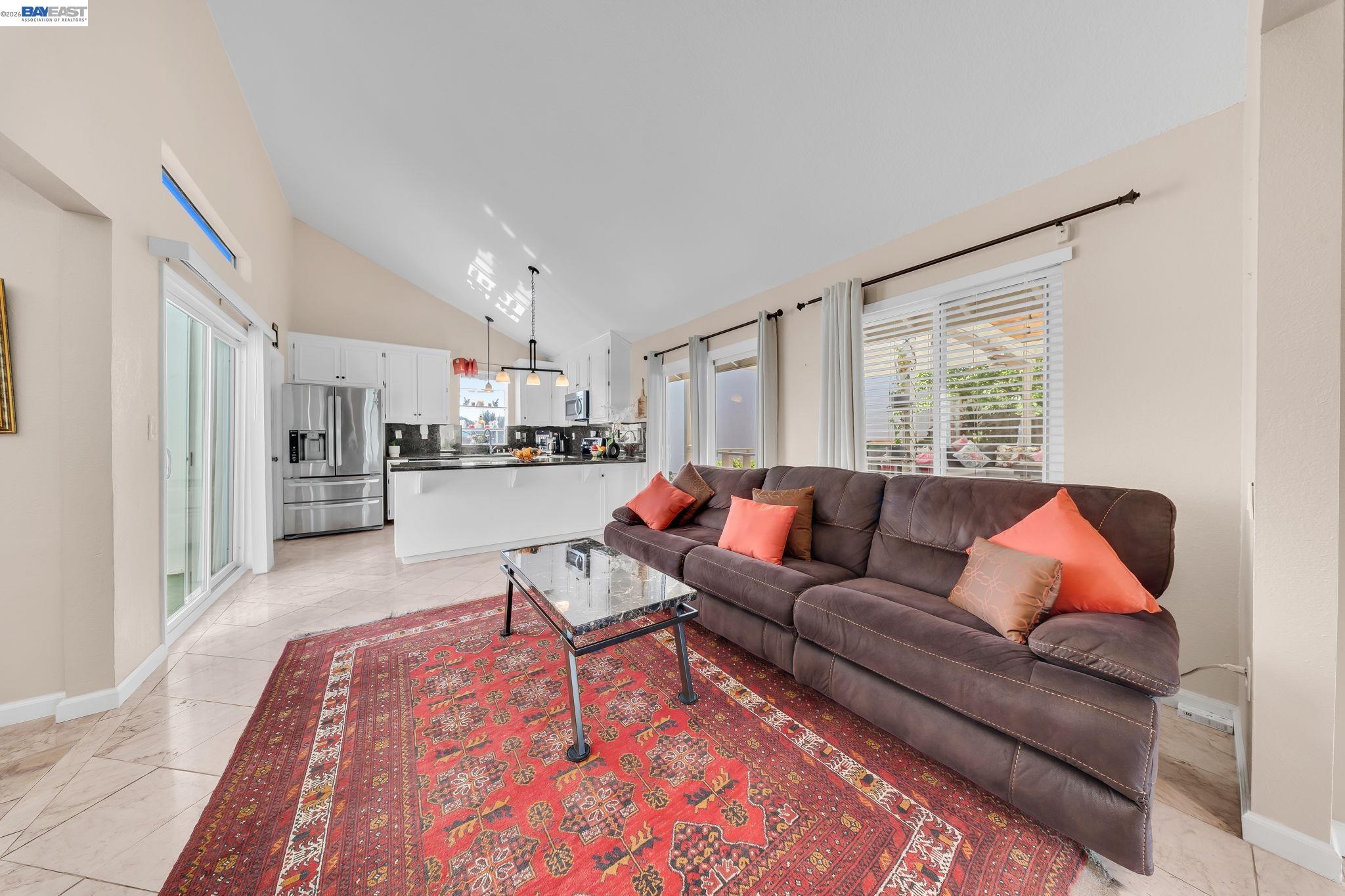 2106 Grackle Ct, Union City CA 94587 — photo 6