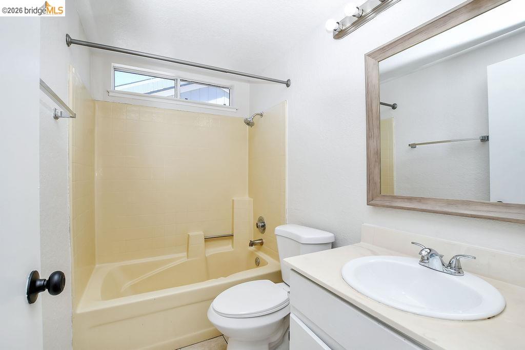 833 Oakwood Way, Oakley CA 94561 — photo 17