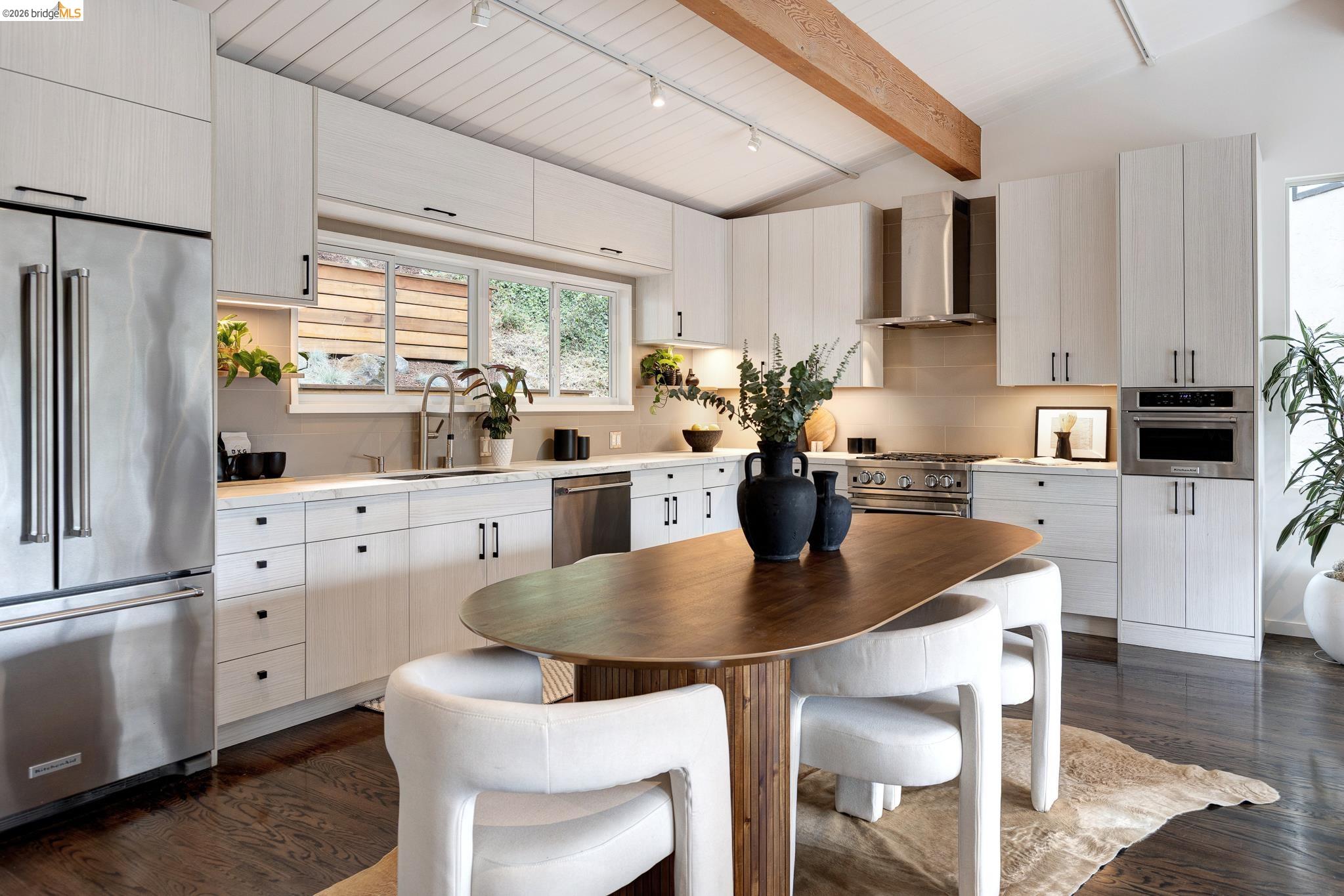 5949 Alhambra Ave, Oakland CA 94611 — photo 14