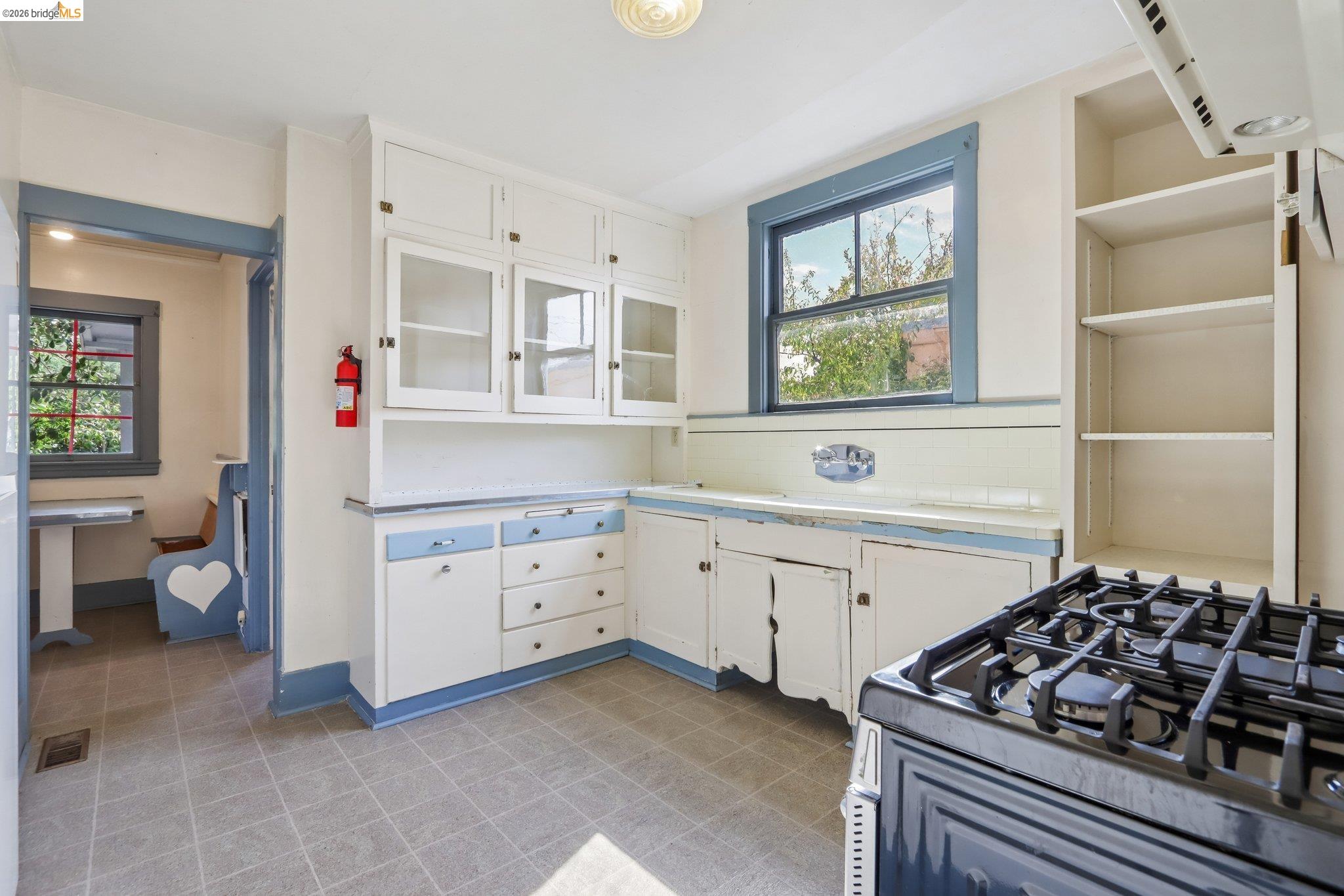 2144 Oregon St, Berkeley CA 94705 — photo 16