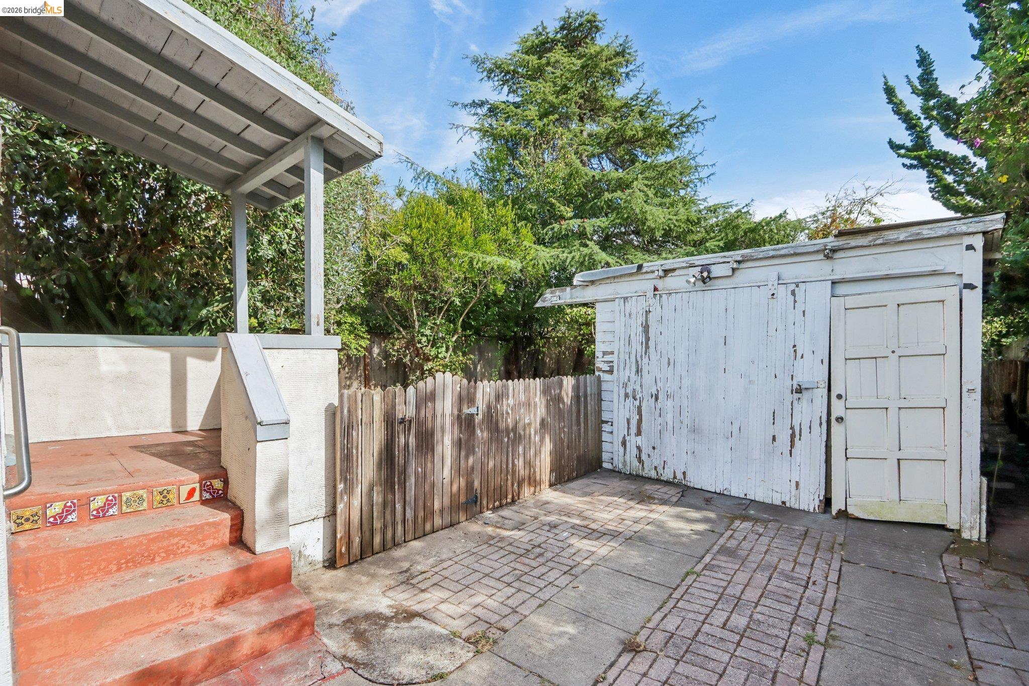 2144 Oregon St, Berkeley CA 94705 — photo 31