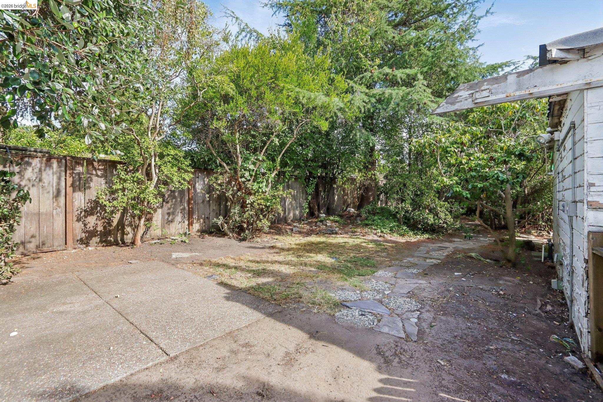 2144 Oregon St, Berkeley CA 94705 — photo 33