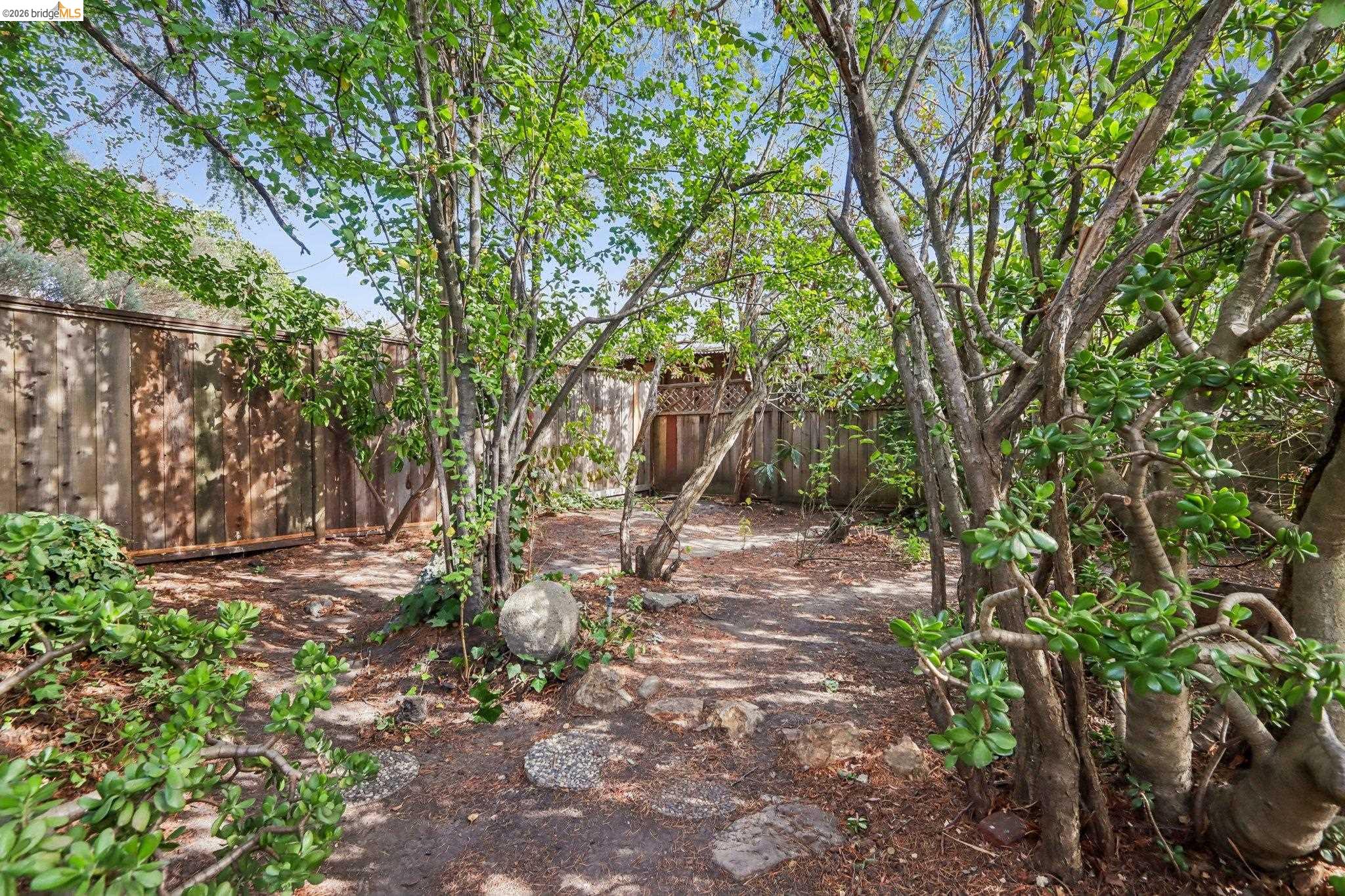 2144 Oregon St, Berkeley CA 94705 — photo 38