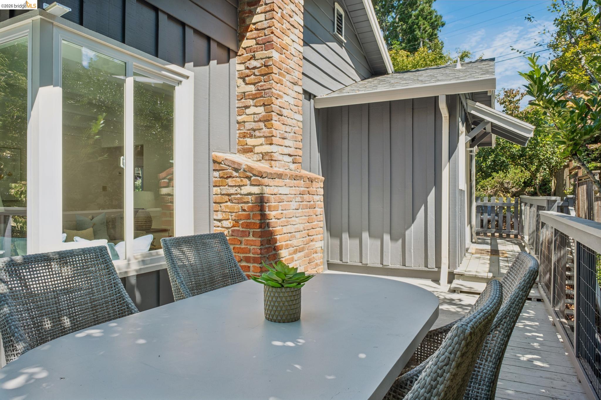 6235 Melville Dr, Oakland CA 94611 — photo 51