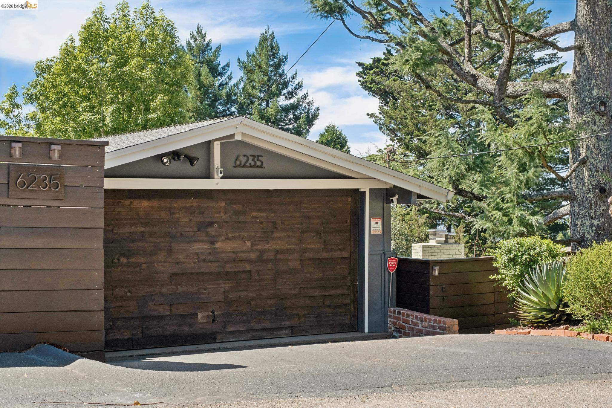 6235 Melville Dr, Oakland CA 94611 — photo 57