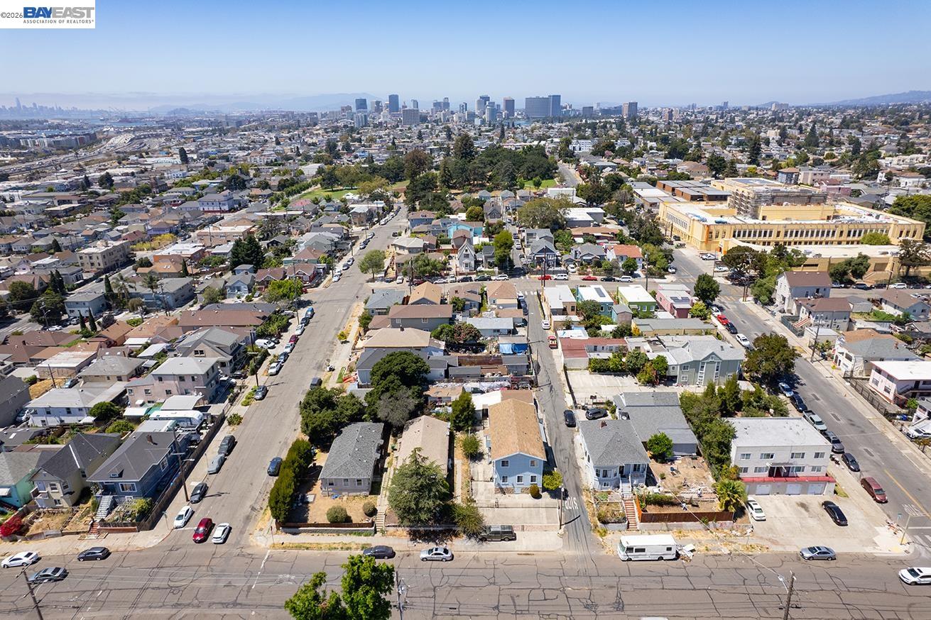 1723 21St Ave, Oakland CA 94606 — photo 10