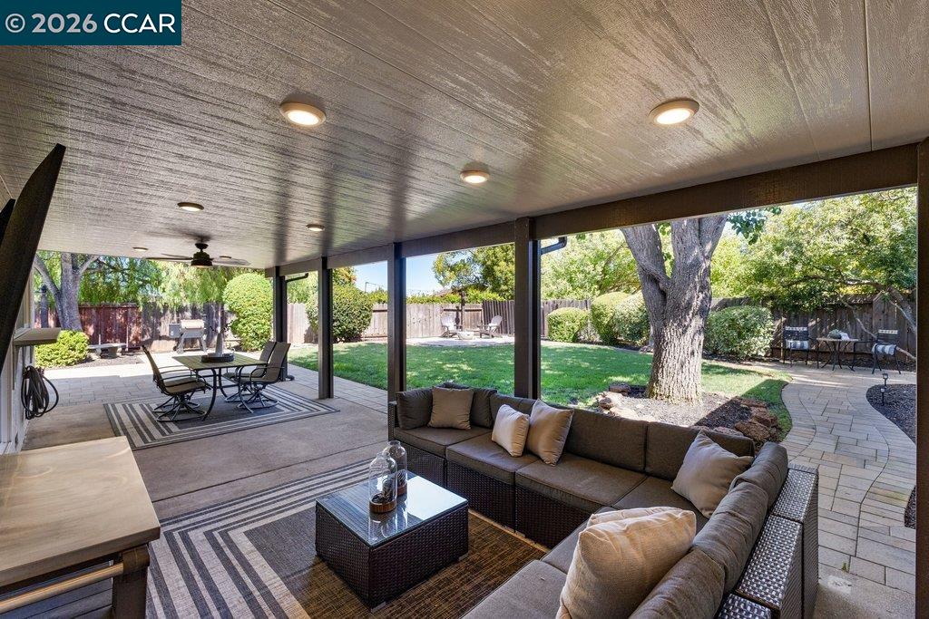 5725 Del Trigo Ln, Concord CA 94521 — photo 32