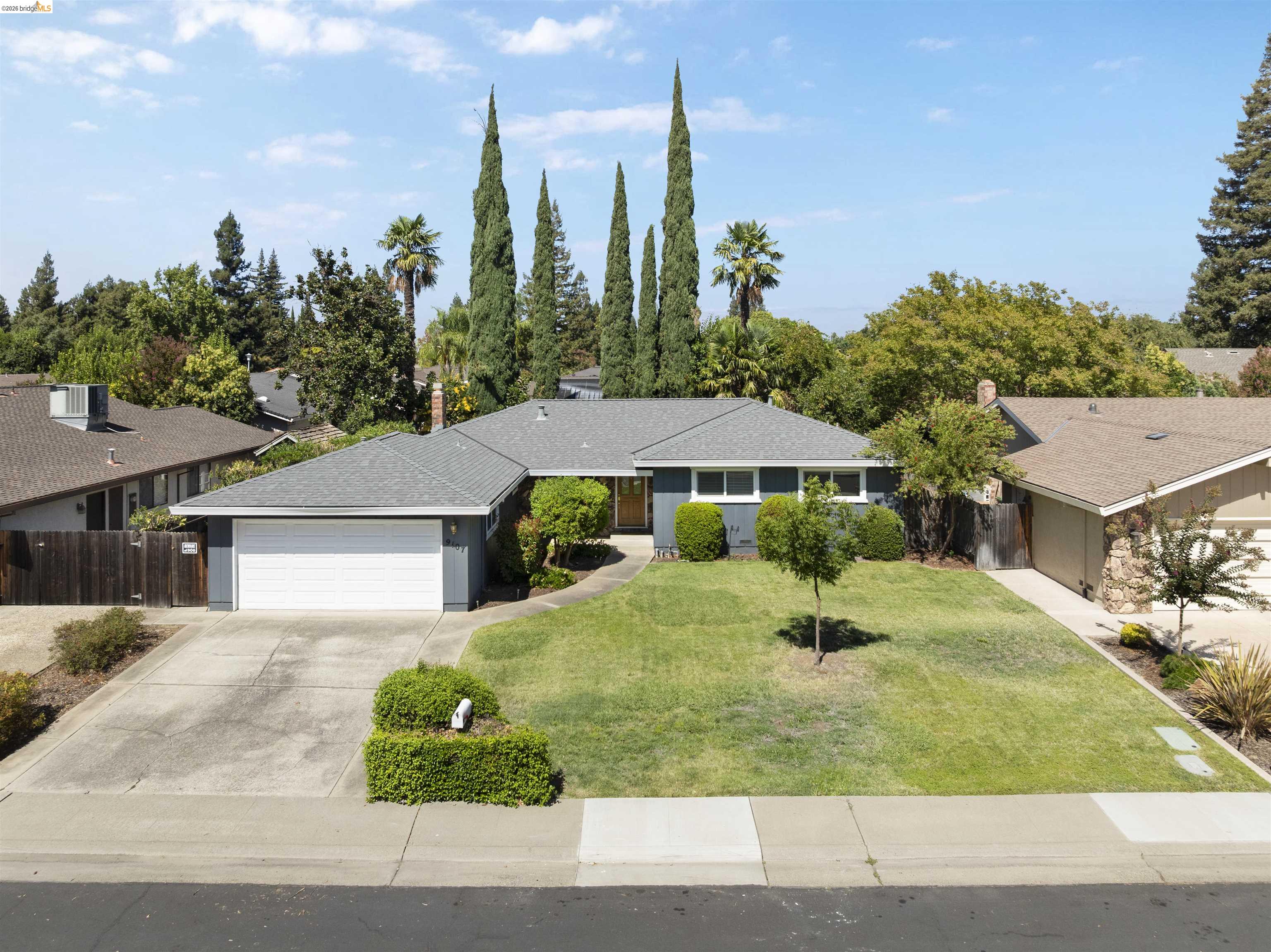 9107 Yount Court, Elk Grove CA 95624 — photo 2