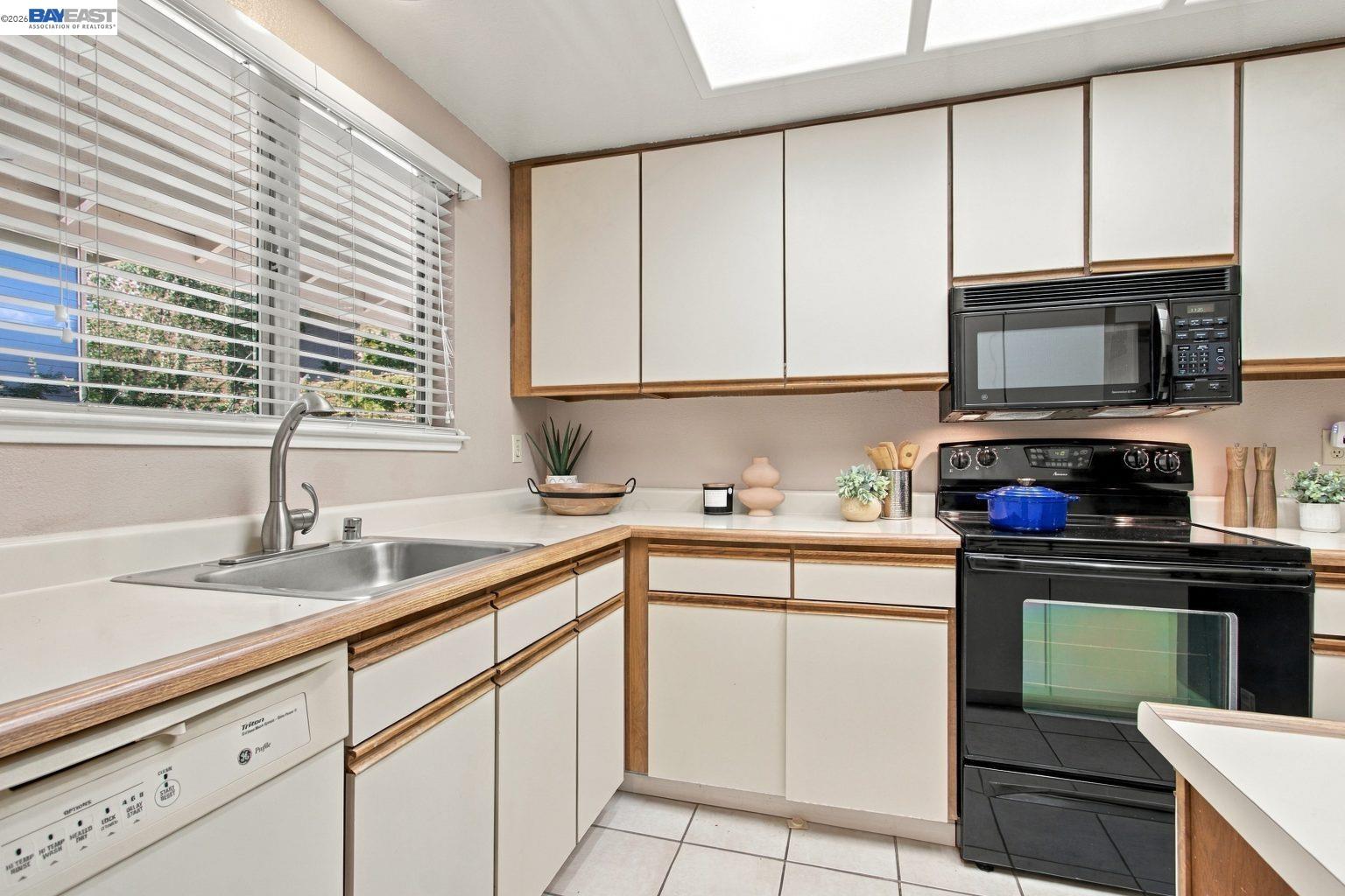 2627 Oak Rd # B, Walnut Creek CA 94597 — photo 7