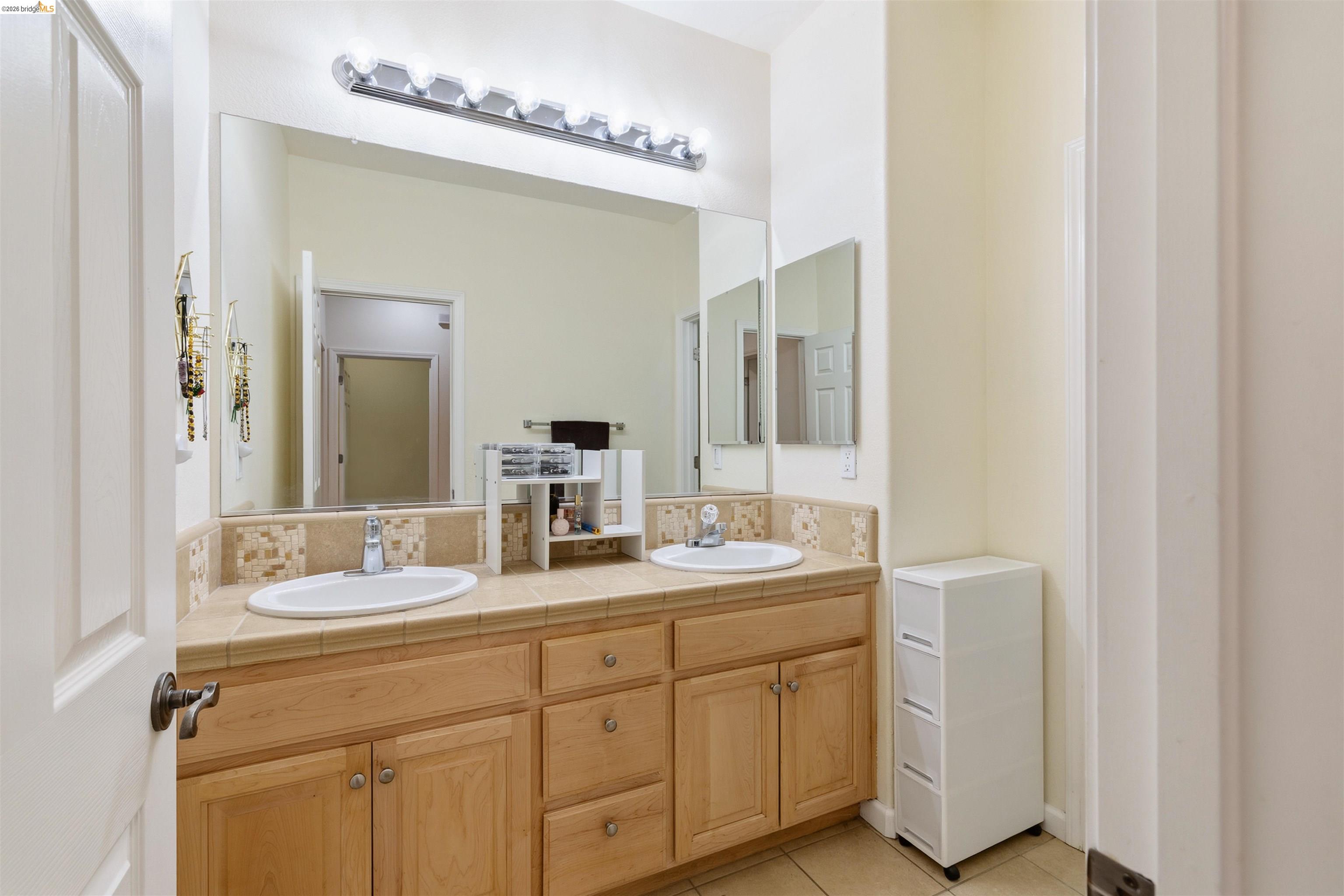 9569 California Oak Cir, Patterson CA 95363 — photo 28