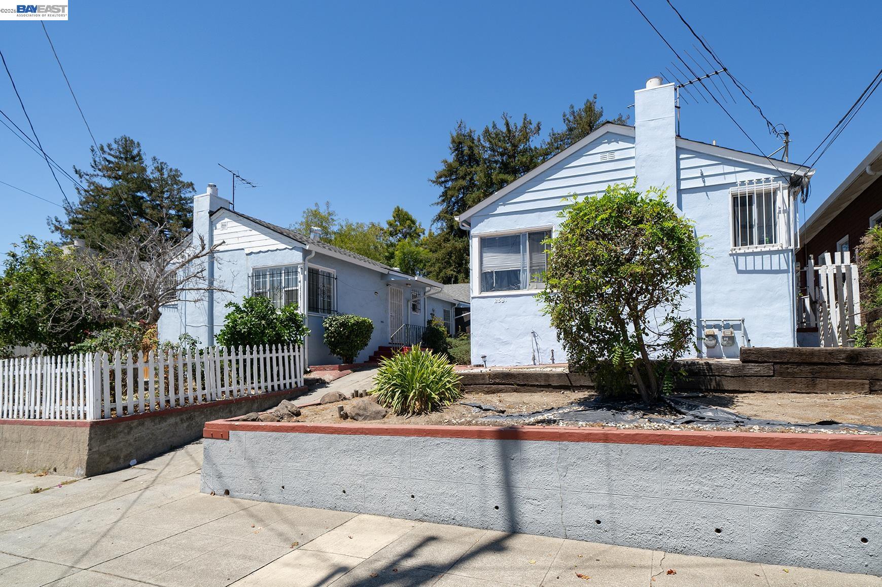 2533 19Th Ave, Oakland CA 94606 — photo 9