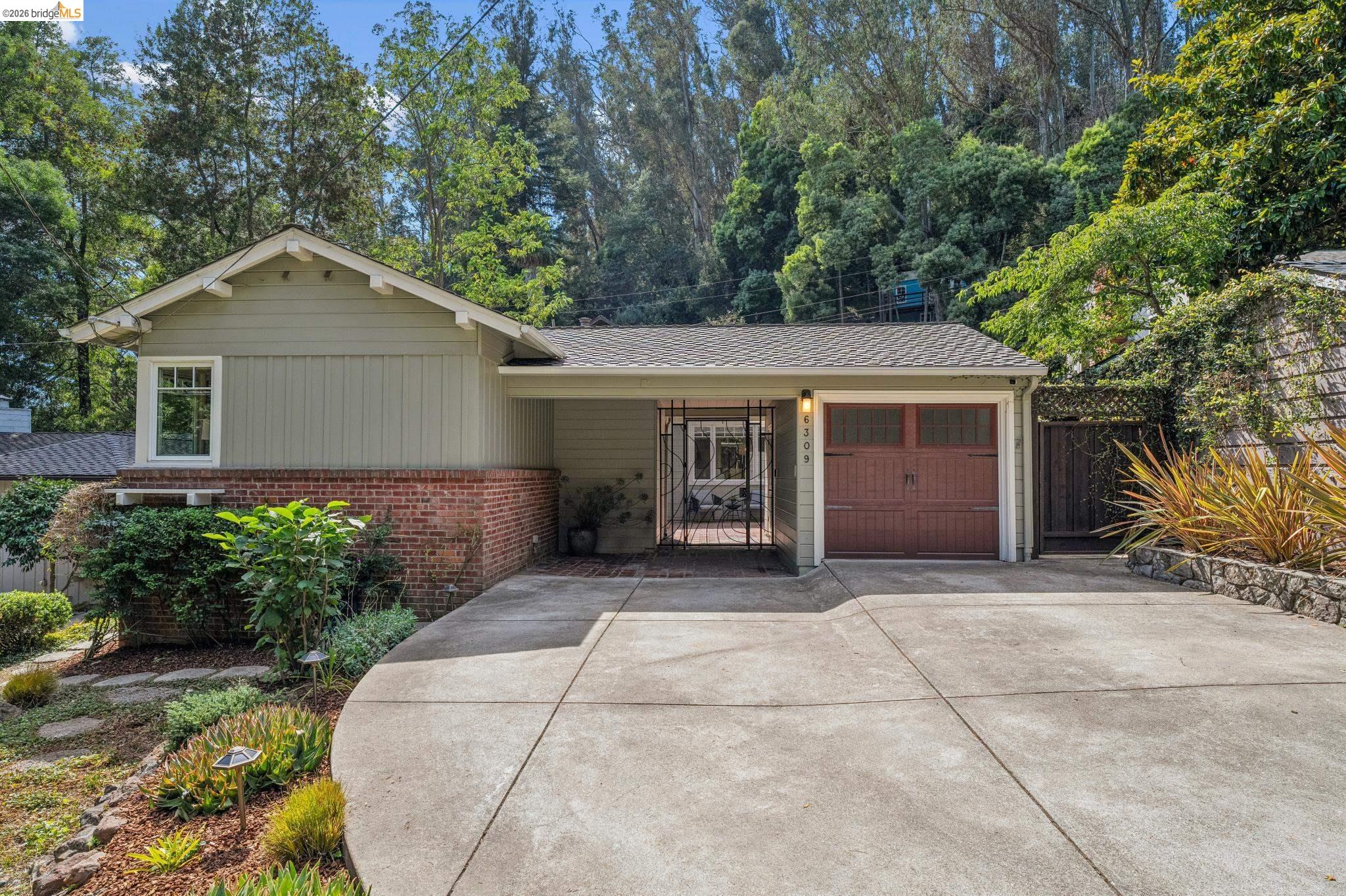 6309 Pinehaven Rd