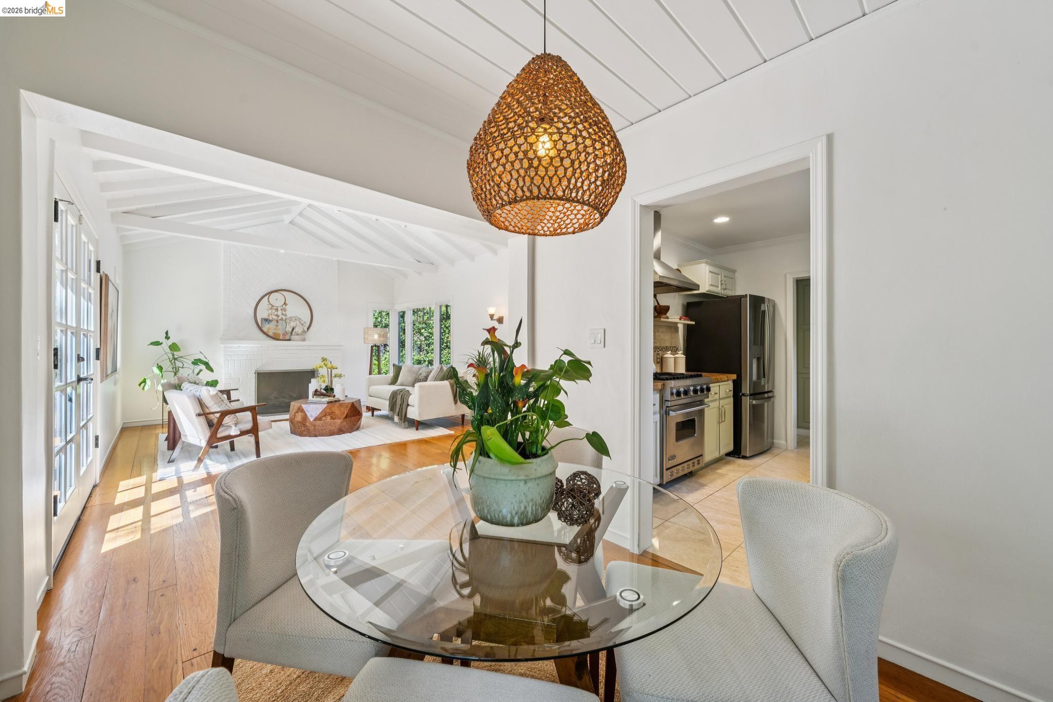 6309 Pinehaven Rd, Oakland CA 94611 — photo 15