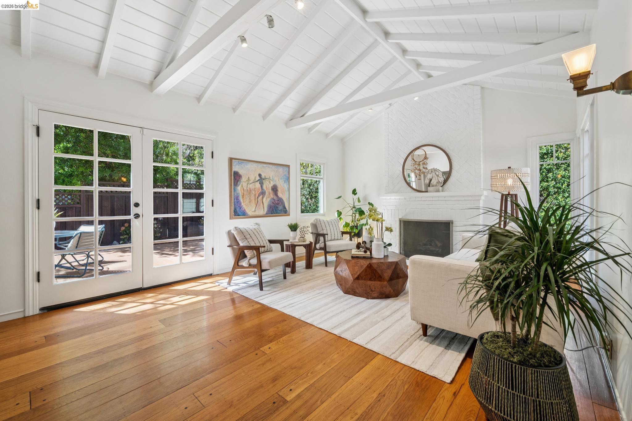 6309 Pinehaven Rd, Oakland CA 94611 — photo 8