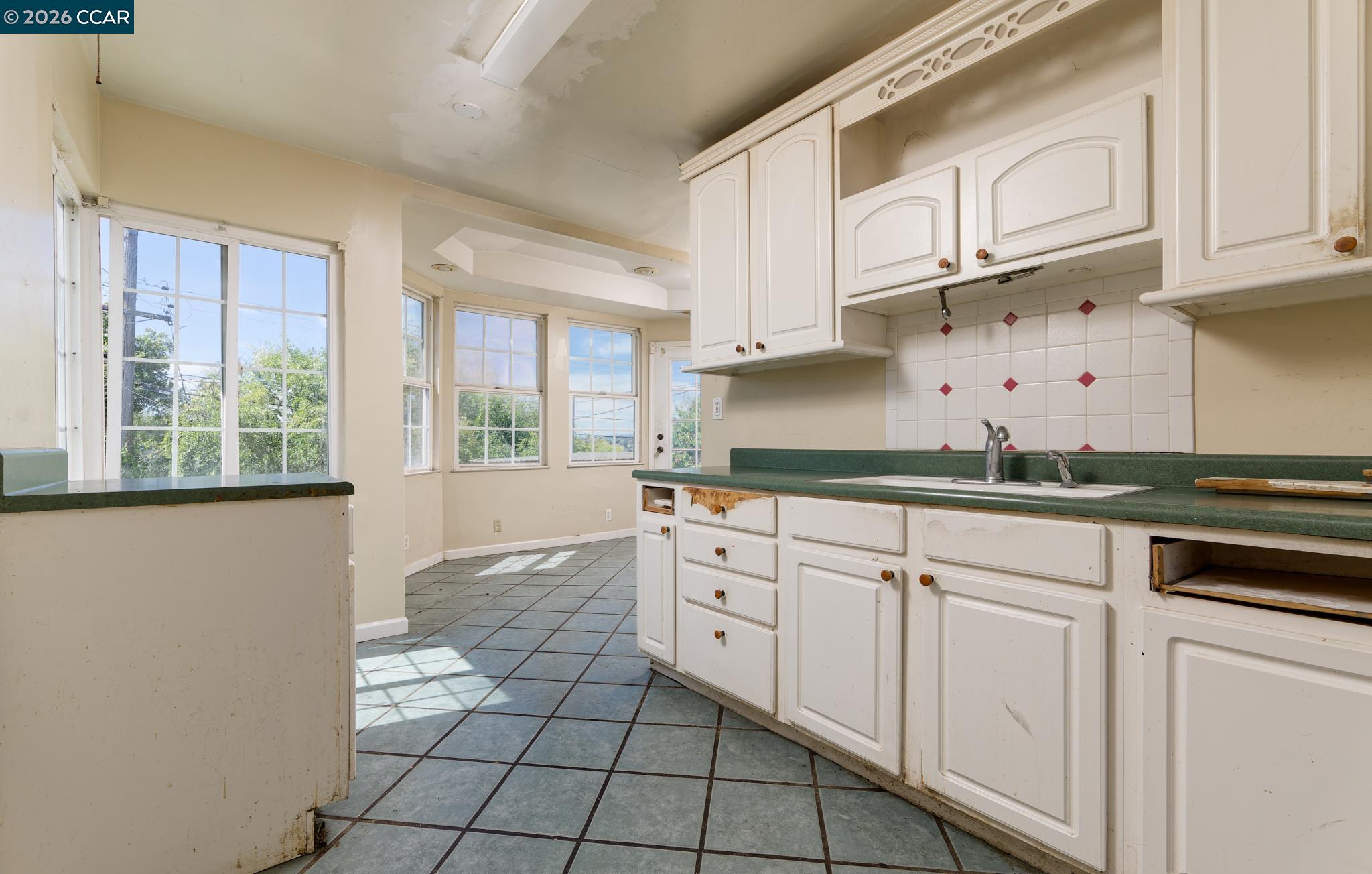 47 Wilshire Ave, Vallejo CA 94591 — photo 5