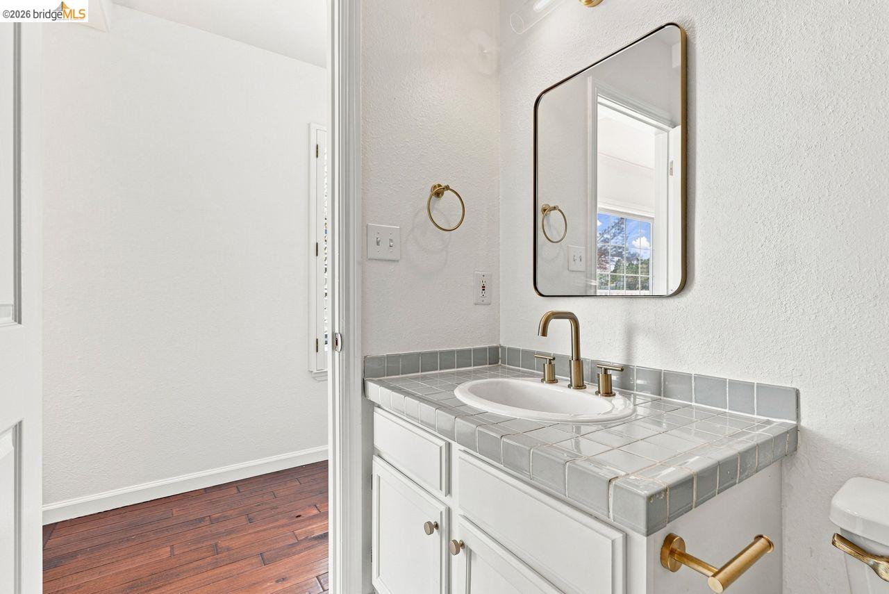 6163 Girvin Dr, Oakland CA 94611 — photo 20