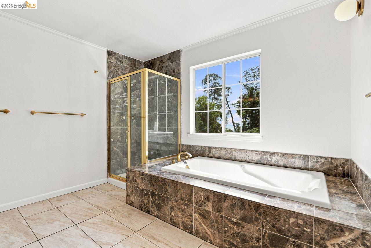 6163 Girvin Dr, Oakland CA 94611 — photo 25
