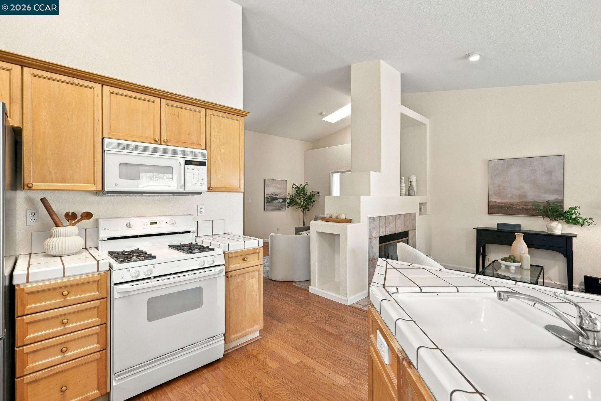 244 Stranahan Cir, Clayton CA 94517 — photo 12