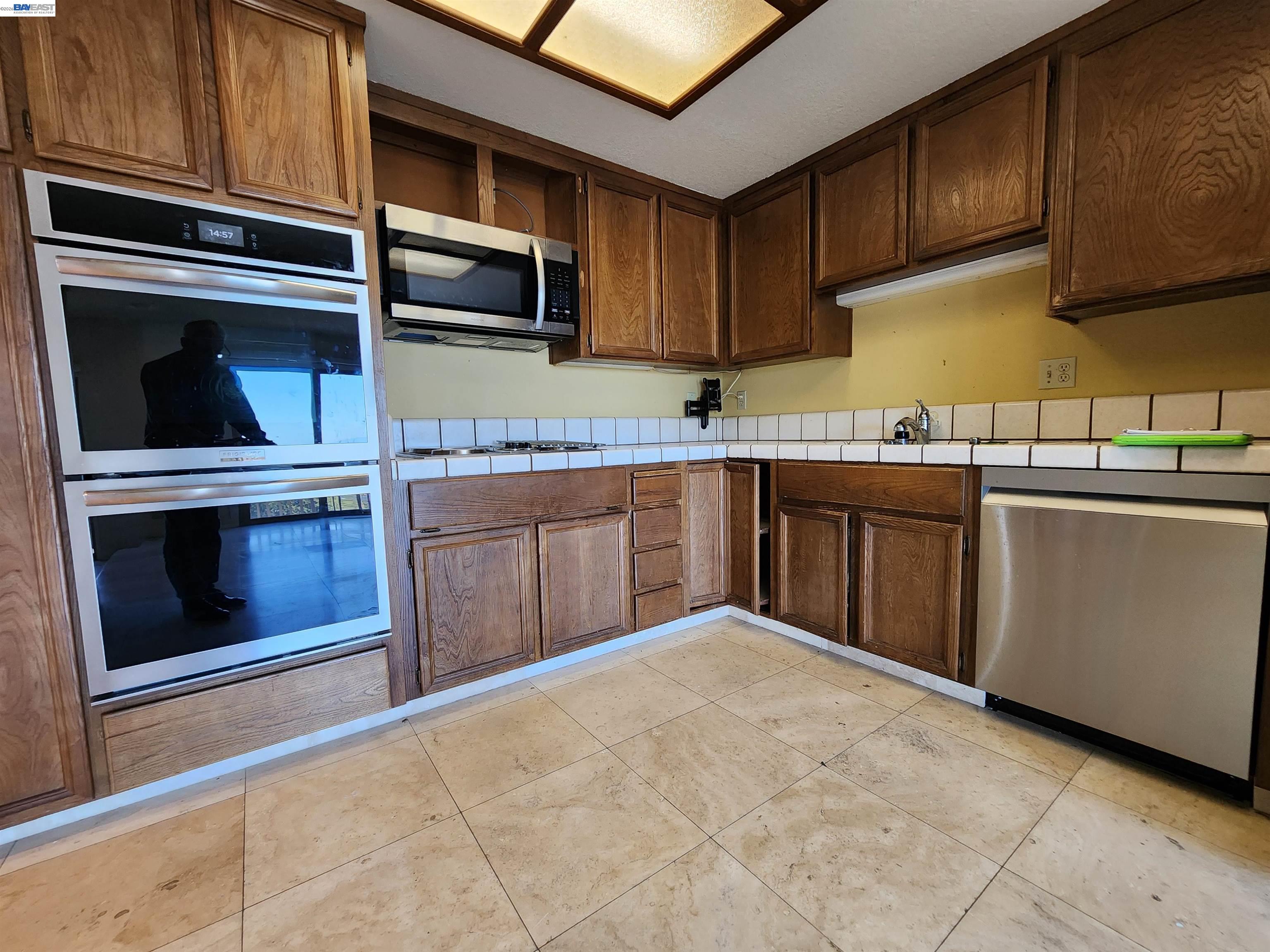1108 Holmes Way, Hayward CA 94541 — photo 25