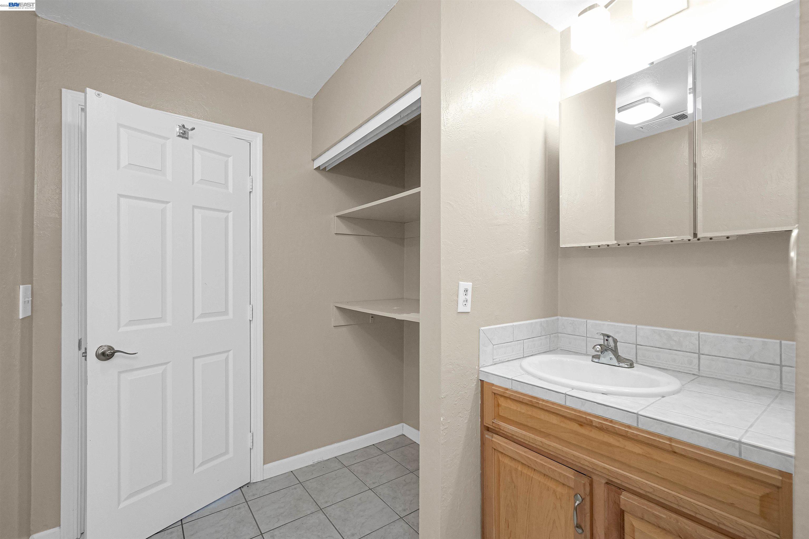 16871 Ehle St, Castro Valley CA 94578 — photo 12